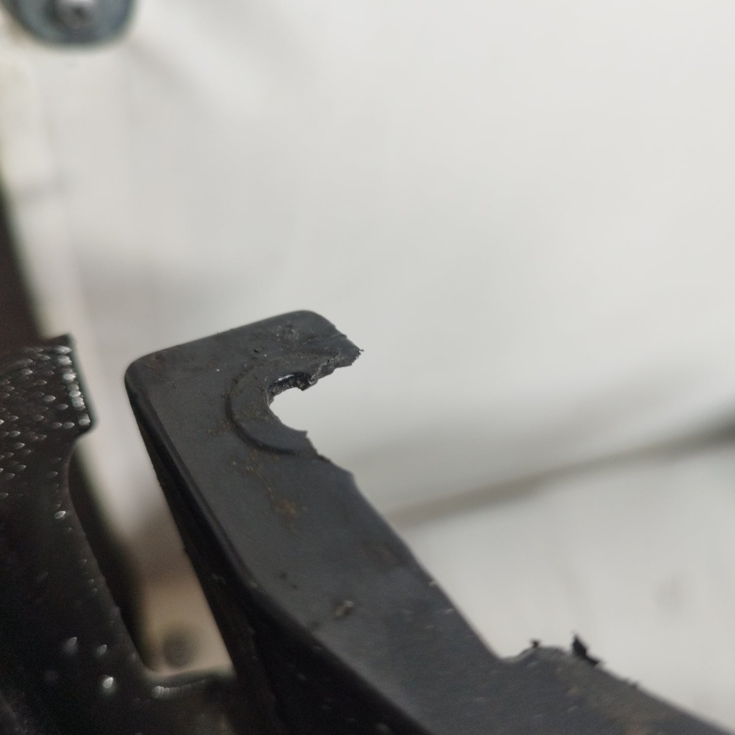 Paraurti anteriore nero Suzuki SX4 2010 ecoAC15990