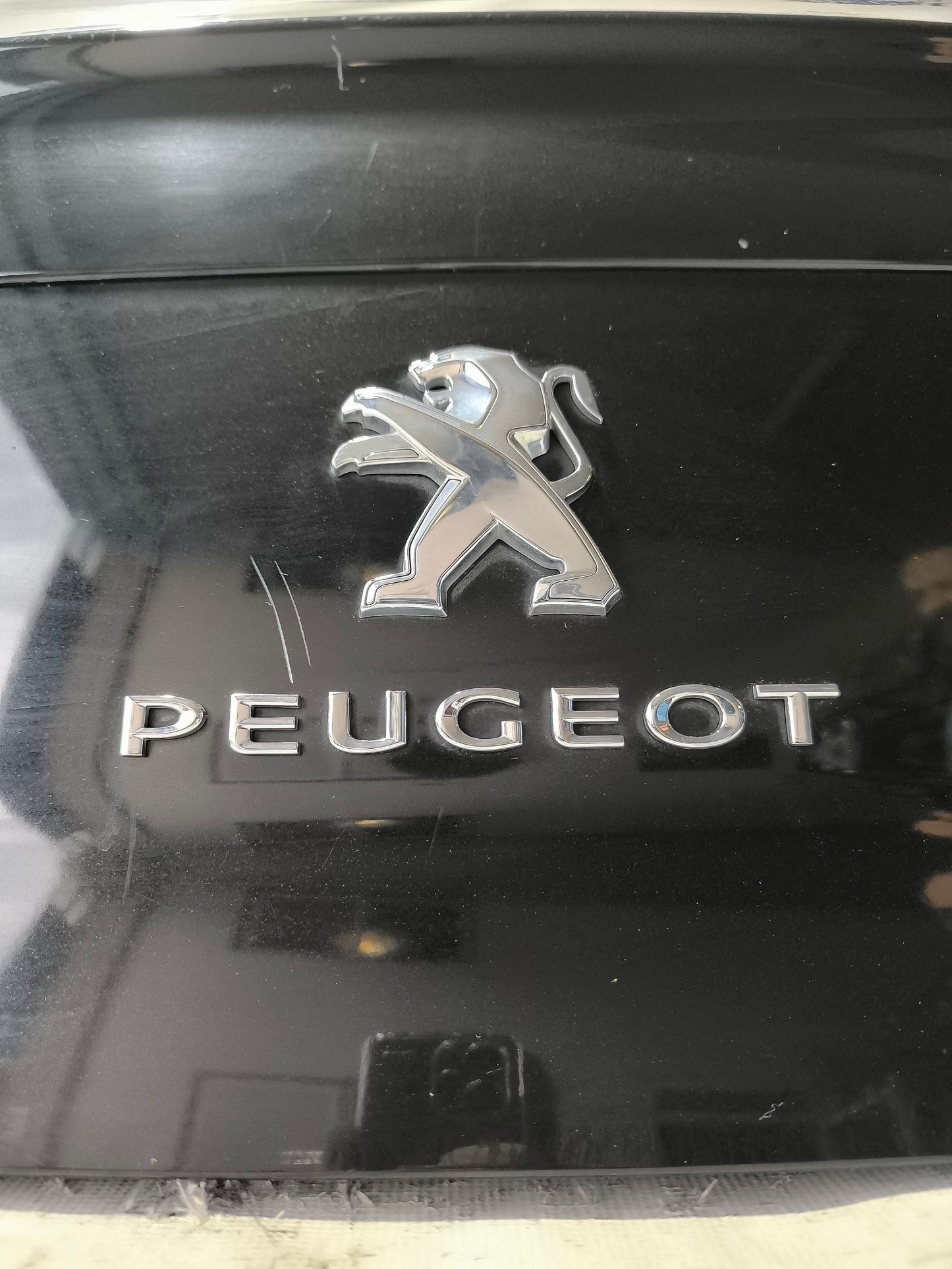Baule posteriore nero Peugeot 508 Berlina 2017 ecoAG5796
