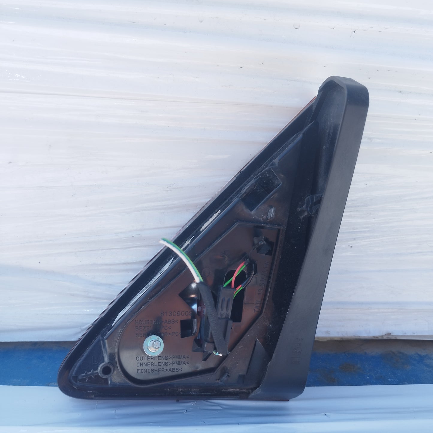 Fanale posteriore interno sx a led Peugeot 3008 2013-2015 I serie Restyling cod: 9805511380 ecoDM171
