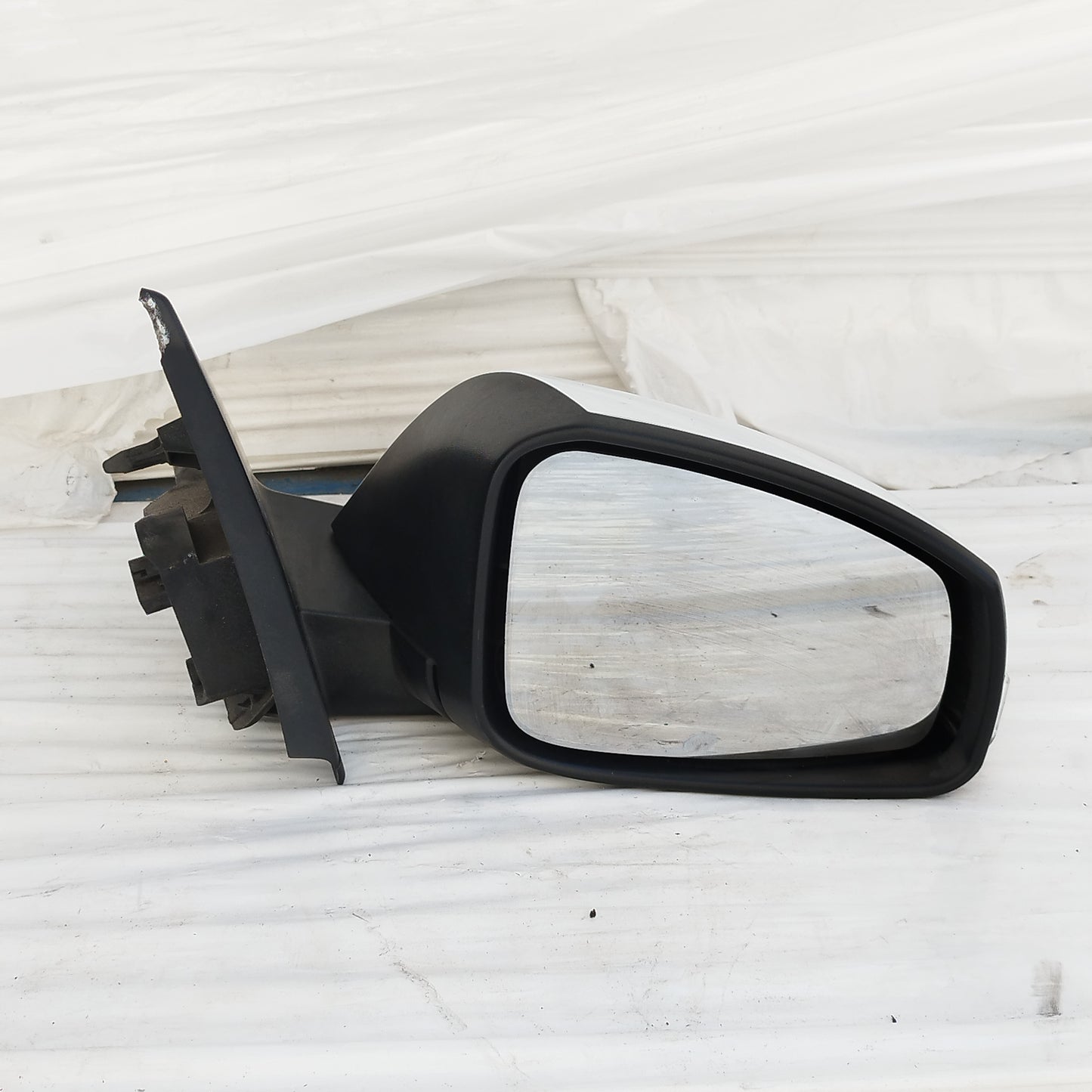 Specchietto elettrico anteriore dx bianco Renault Megane III 2008-2016 8 fili ecoDM383