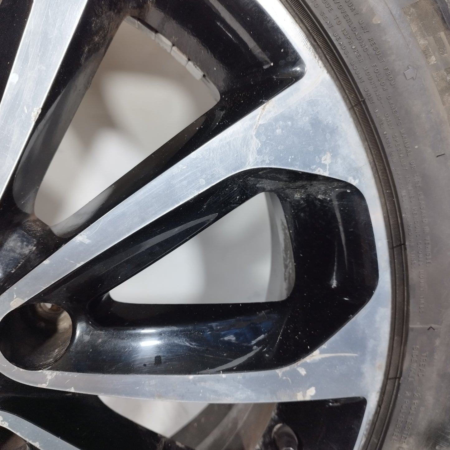 Cerchi in lega con gomme Nissan Qashqai 2012 ecoAC15024