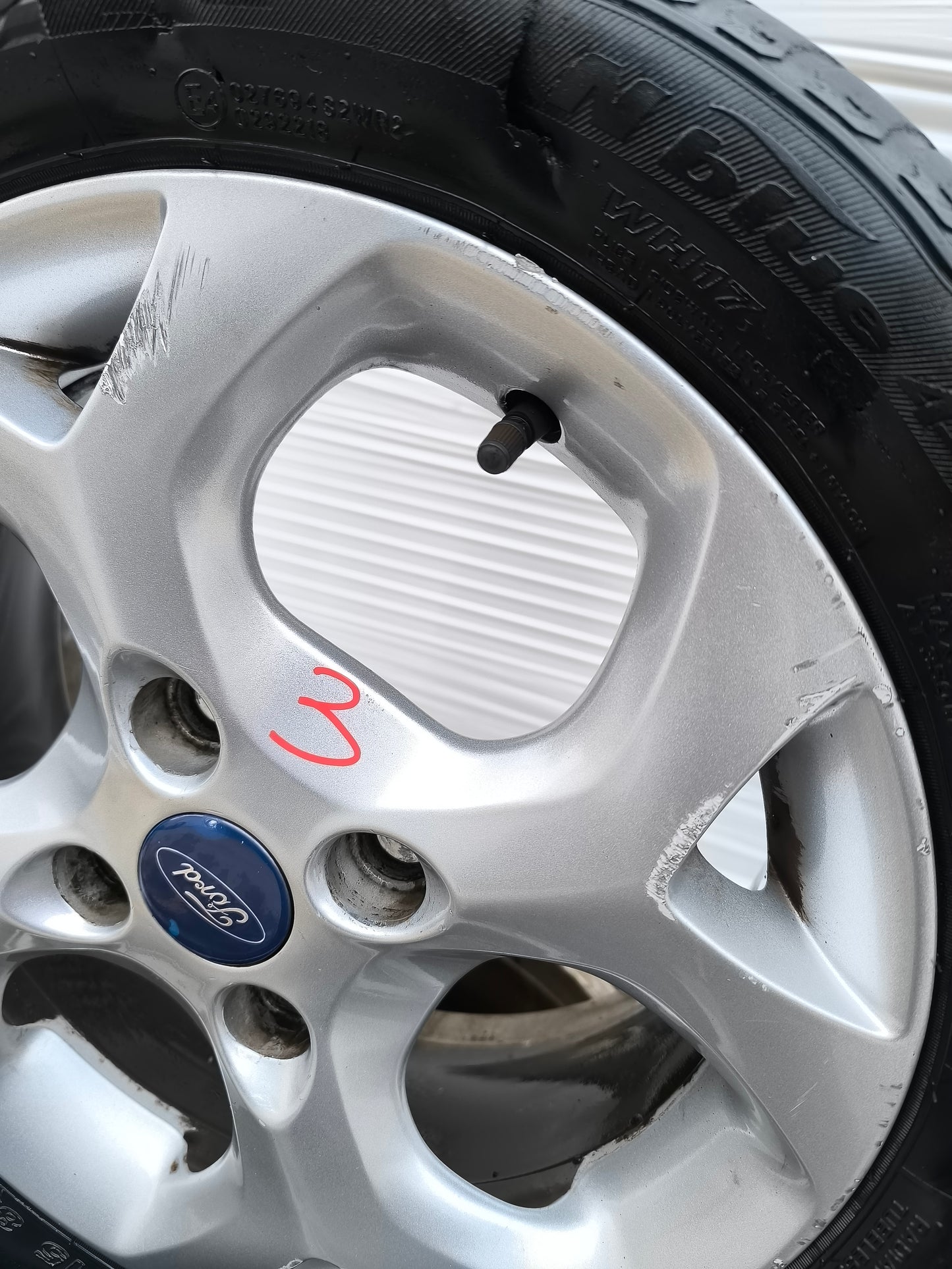 Cerchi e gomme Ford Fiesta anno 2012 ecoAG7914