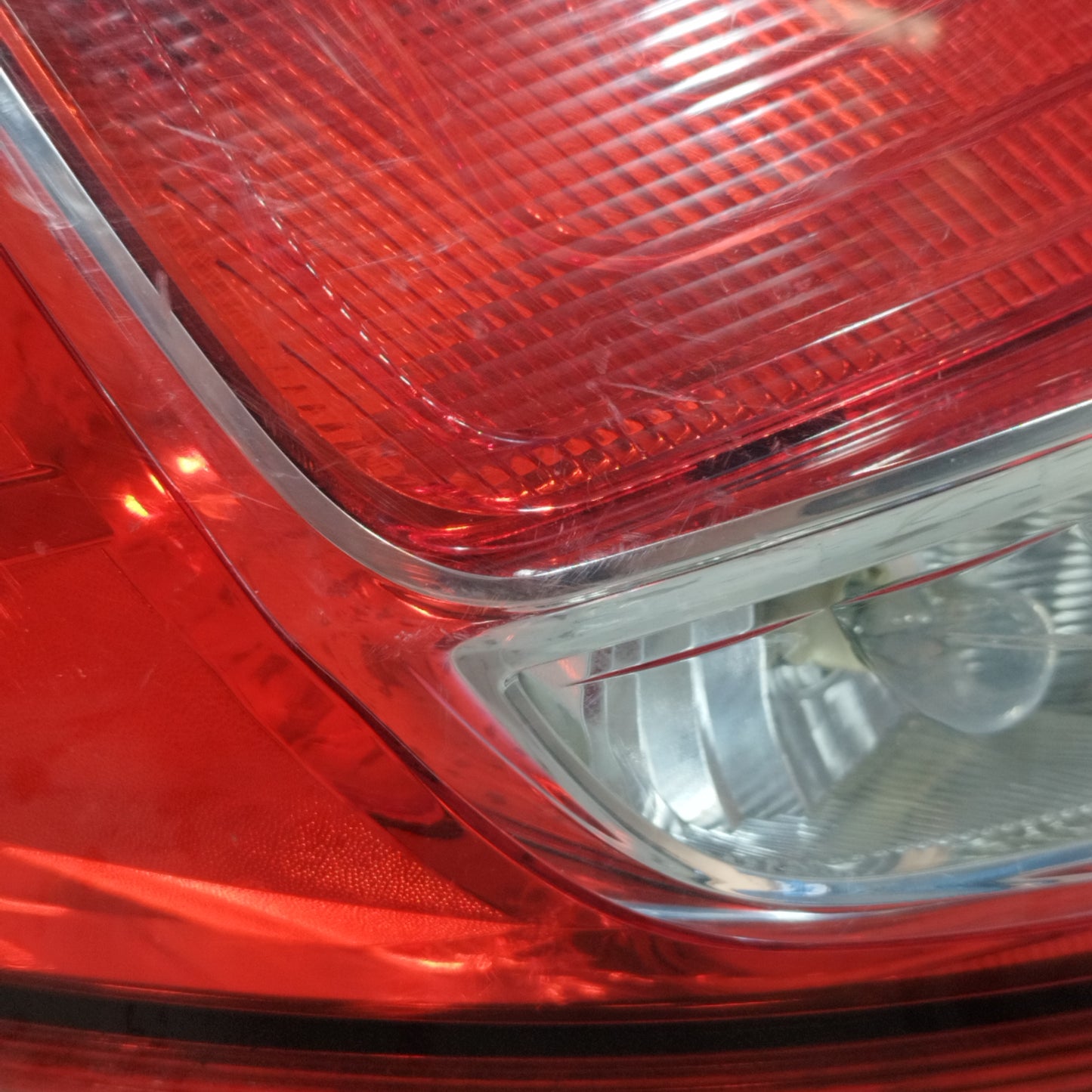 Fanale posteriore sx Ford Fiesta 2013 ecoAC10256