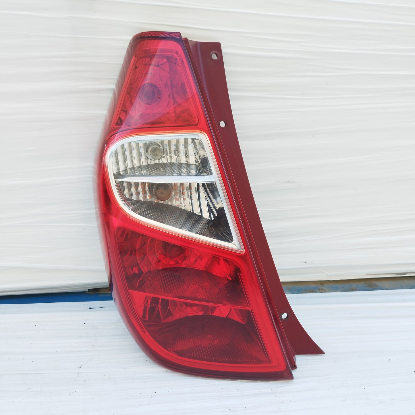 Fanale posteriore sx Hyundai I10 2012 ecoDM076