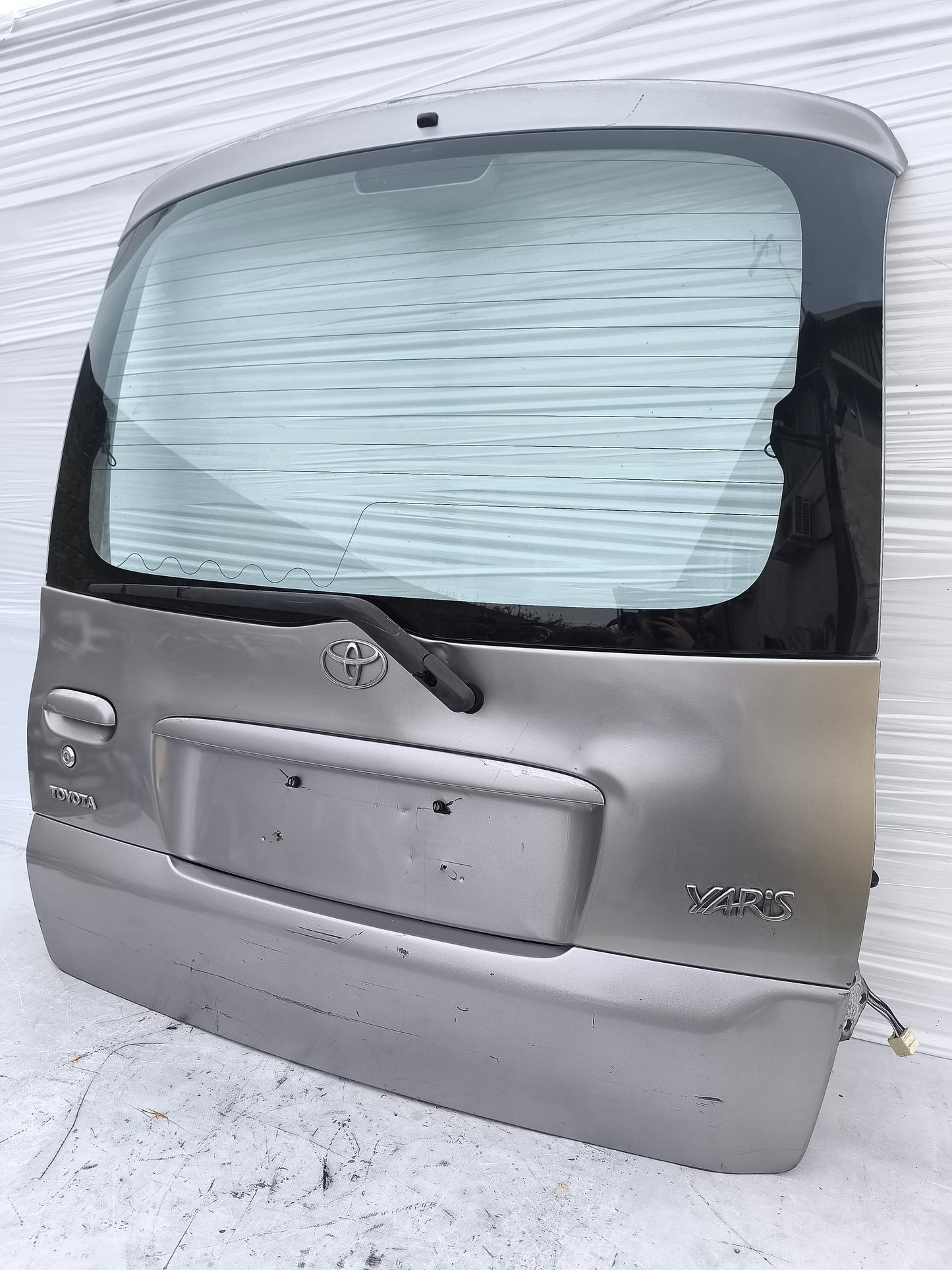 Portellone grigio Toyota Yaris Verso anno 1999-2005 ecoAG7972