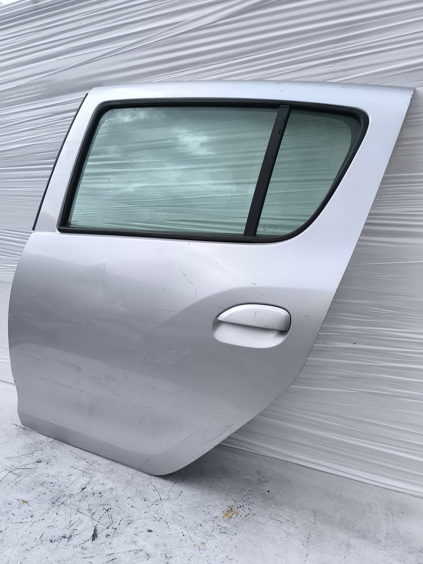 Sportello grigio argento posteriore sx Dacia Sandero anno 2012-2020 ecoAG7995