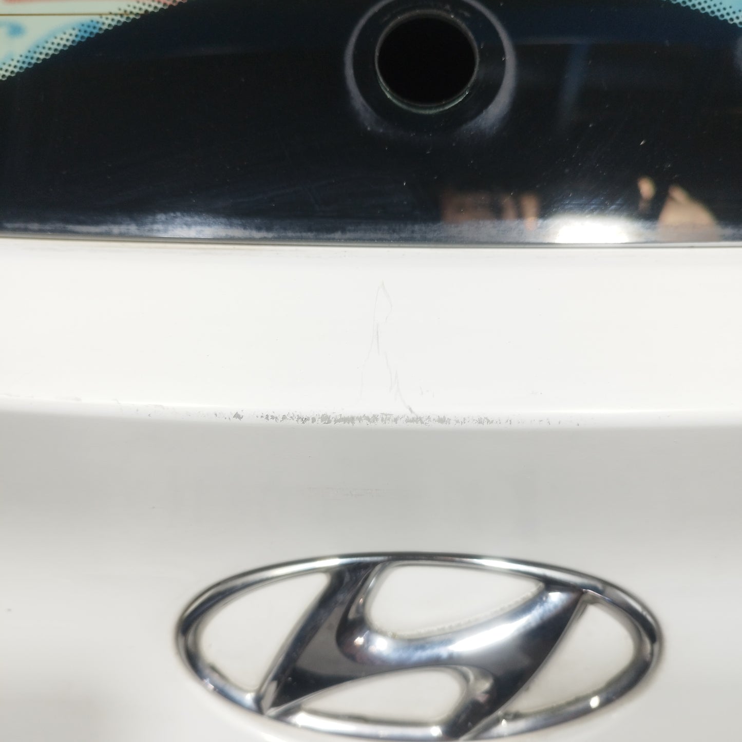 Portellone posteriore bianco Hyundai IX35 2011 ecoAC9910