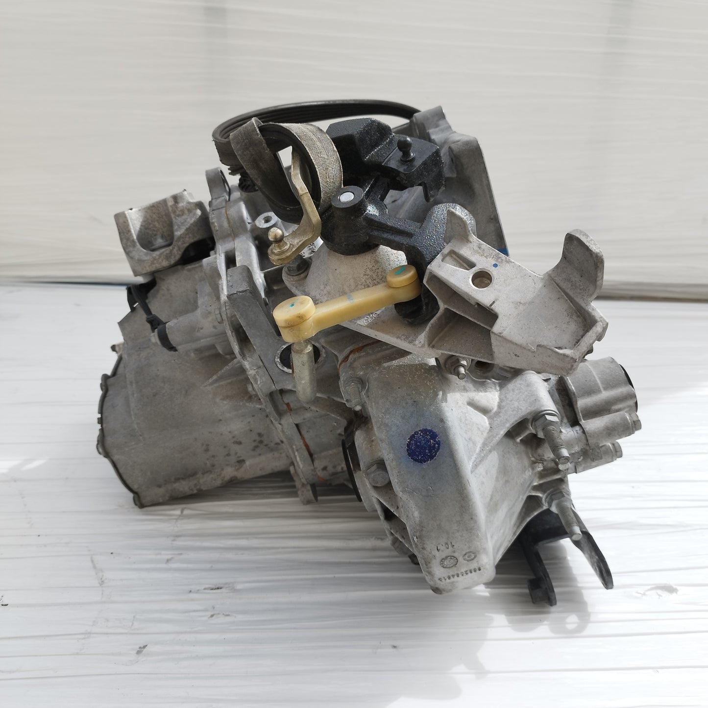 Cambio manuale 6 marce Peugeot 2008 1.5 D 2021 cod: 20V253 ecoAC15662