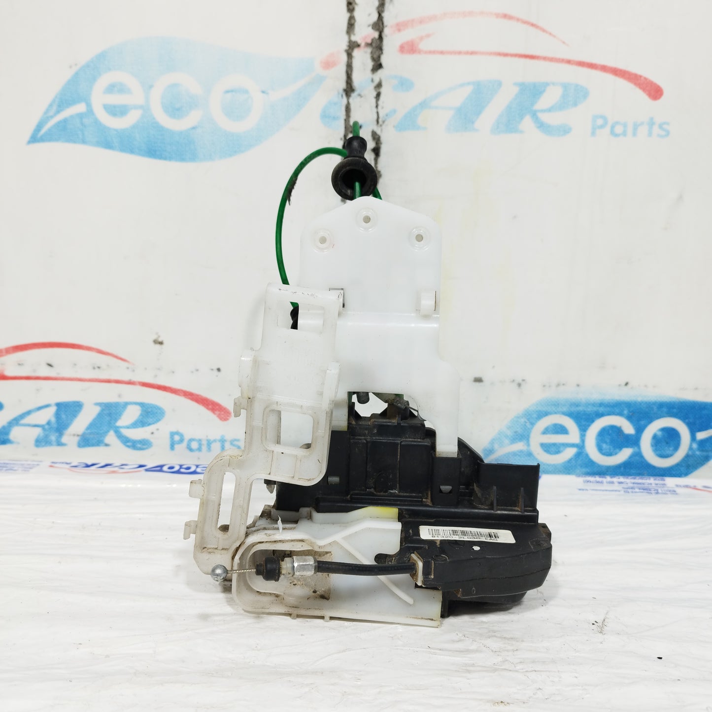 Türschloss vorne rechts Hyundai i30 2010 Code: 81320-2L030 ecoAC10773