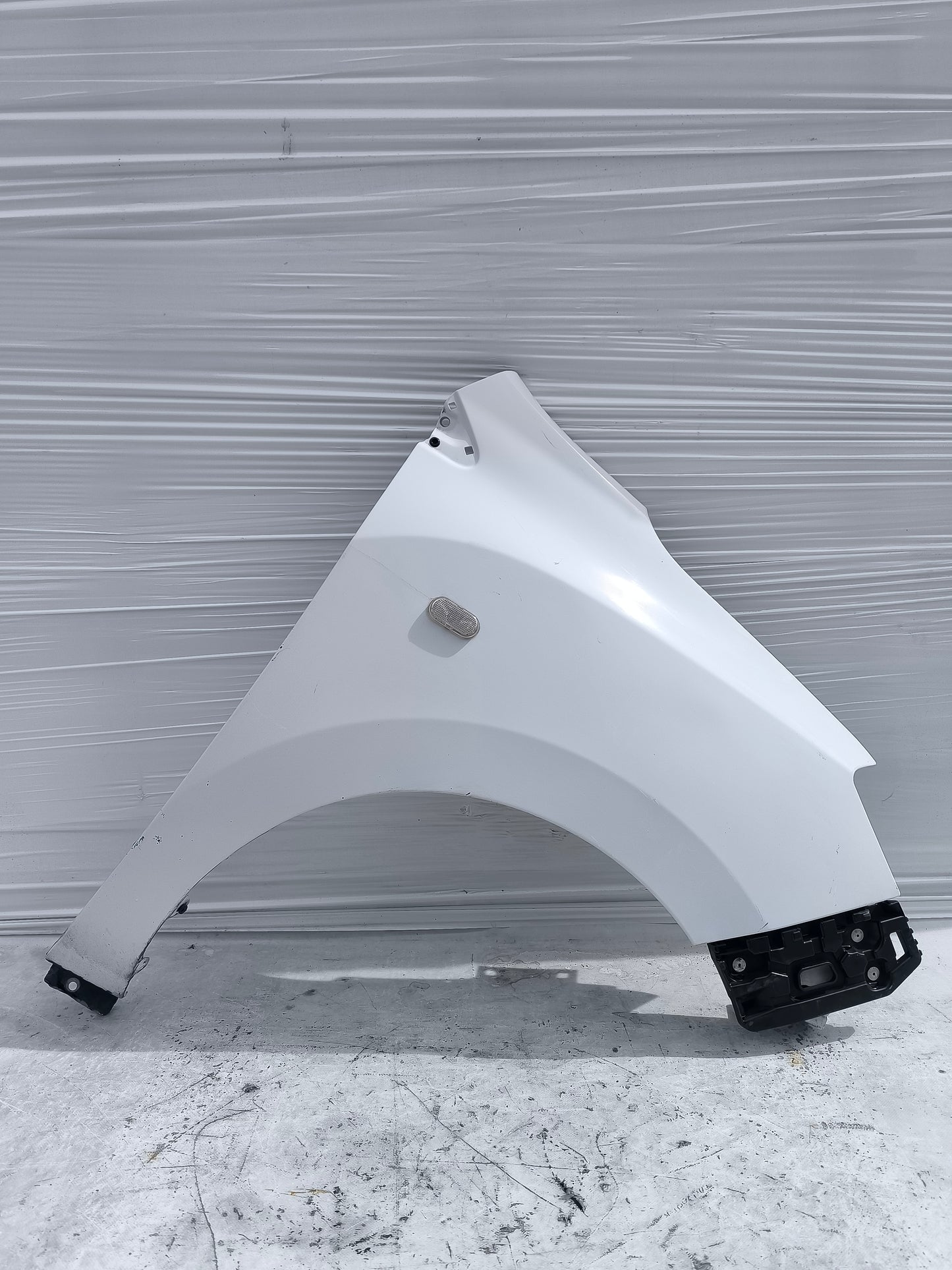Parafango dx Dacia Lodgy / Dokker anno 2012-2017 bianco ecoAG8234