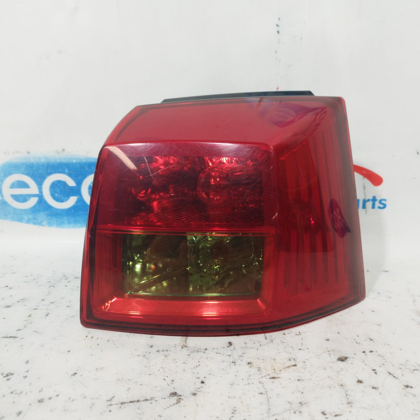 Peugeot 4007 2010 ecoAC9563 Außenleuchte rechts hinten