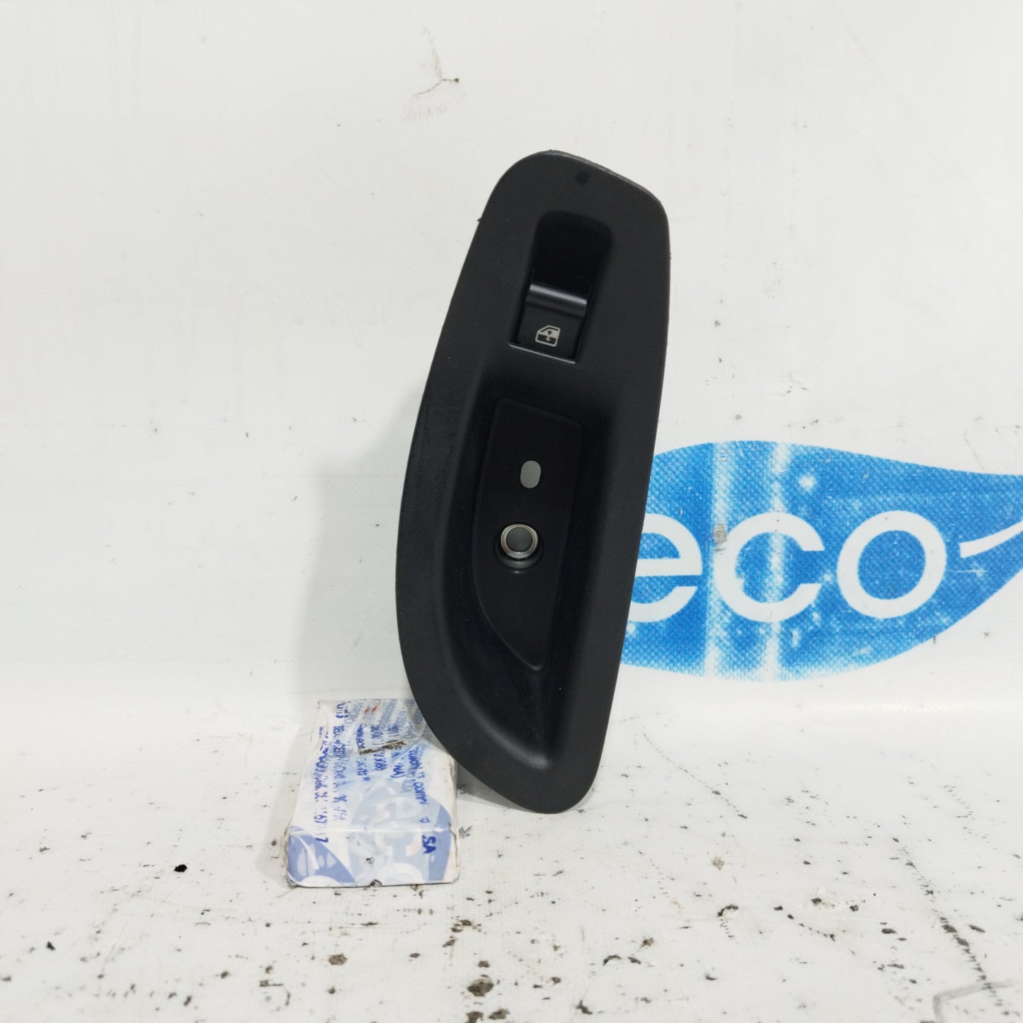 Rear right button panel Fiat 500x 2014 ecoAC8643