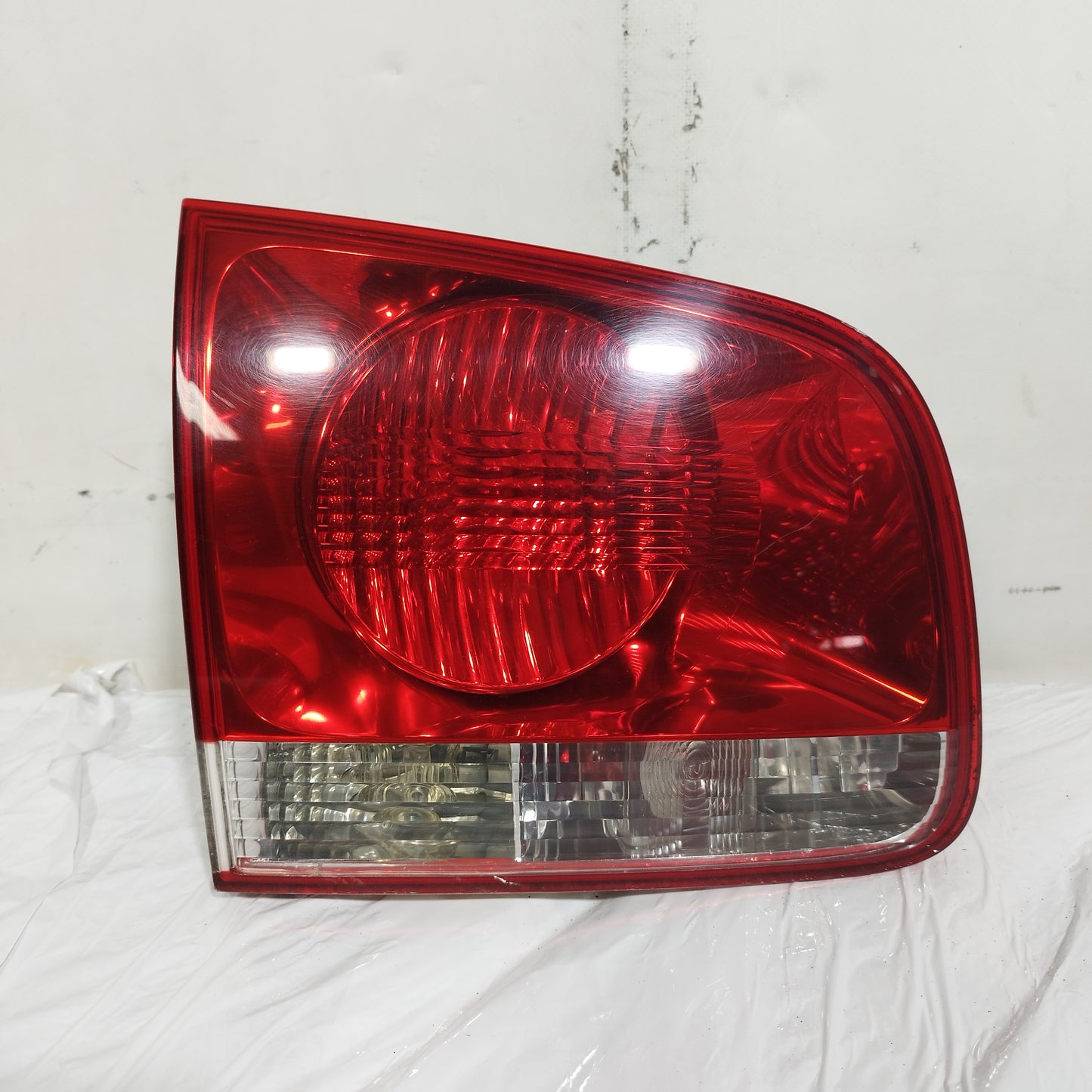Fanale posteriore interno sx Volkswagen Touareg I (7L) 2003-2007 cod: 7L6945093H ecoAC15239