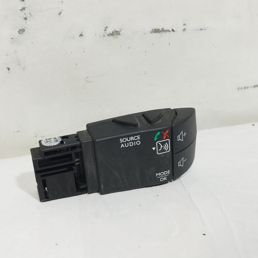 Leva comandi al volante Dacia Sandero II (B52) 2012-2020 ecoAC15298