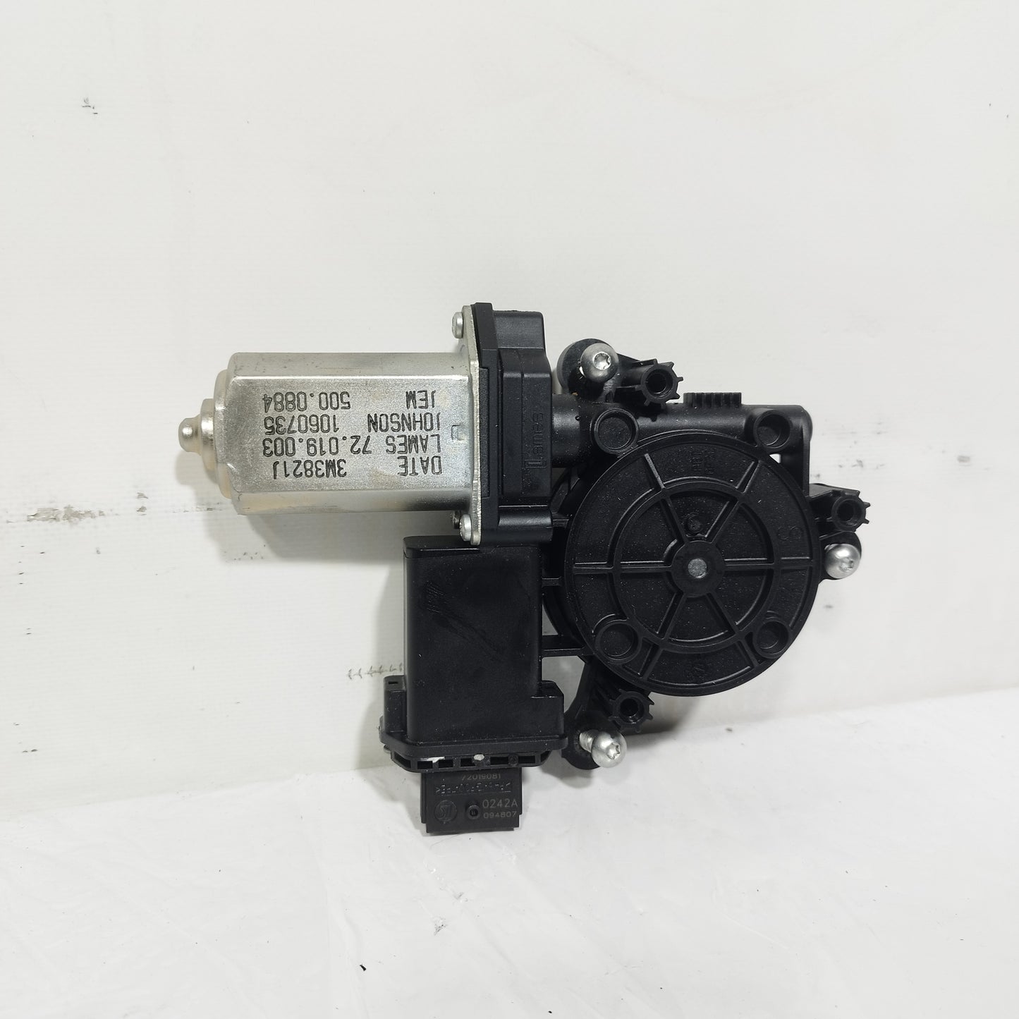 Motorino alzacristalli anteriore sx Alfa Romeo Giulietta 2015 cod: 1060735 ecoAC14692