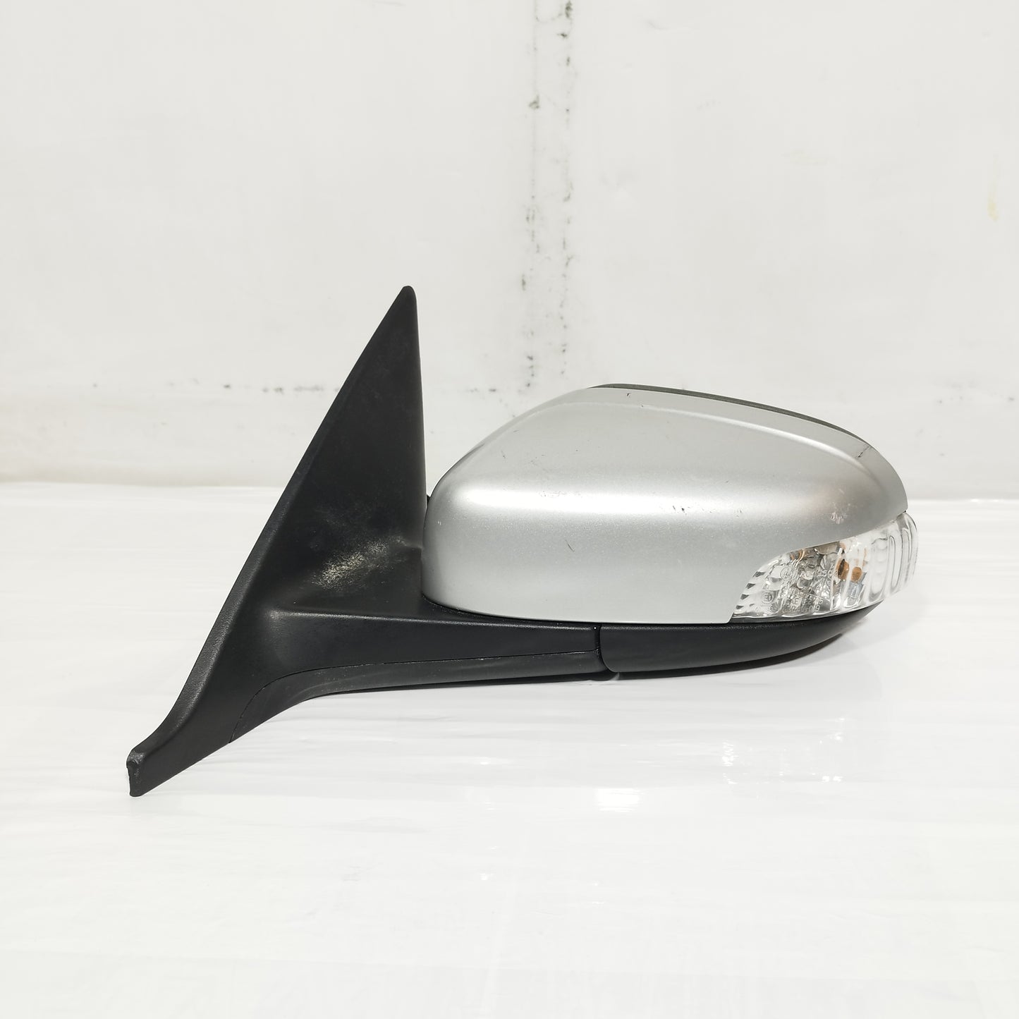 Specchietto elettrico anteriore sx grigio argento Volvo V50 2008 8 Fili ecoAC12738