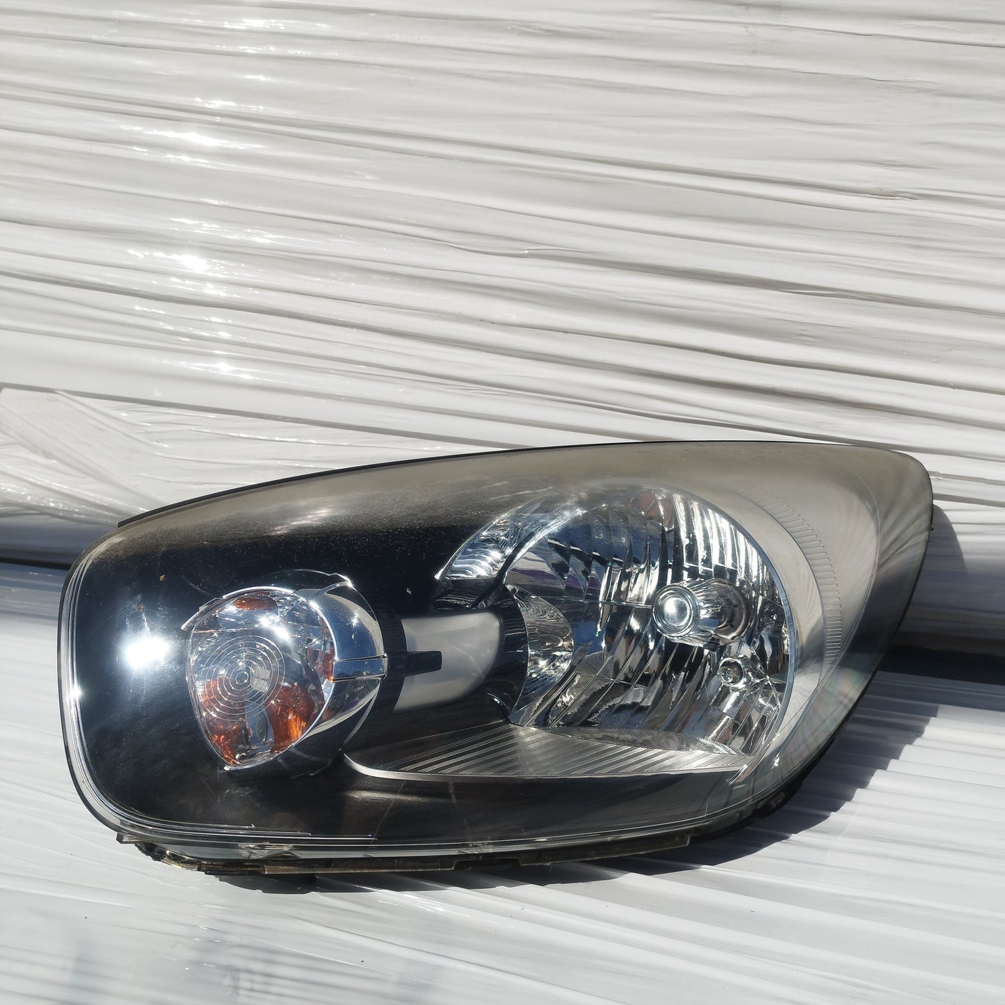 Fanale anteriore sx Kia Picanto II (TA) 2011-2017 cod: 92101-1y0 ecoDM160