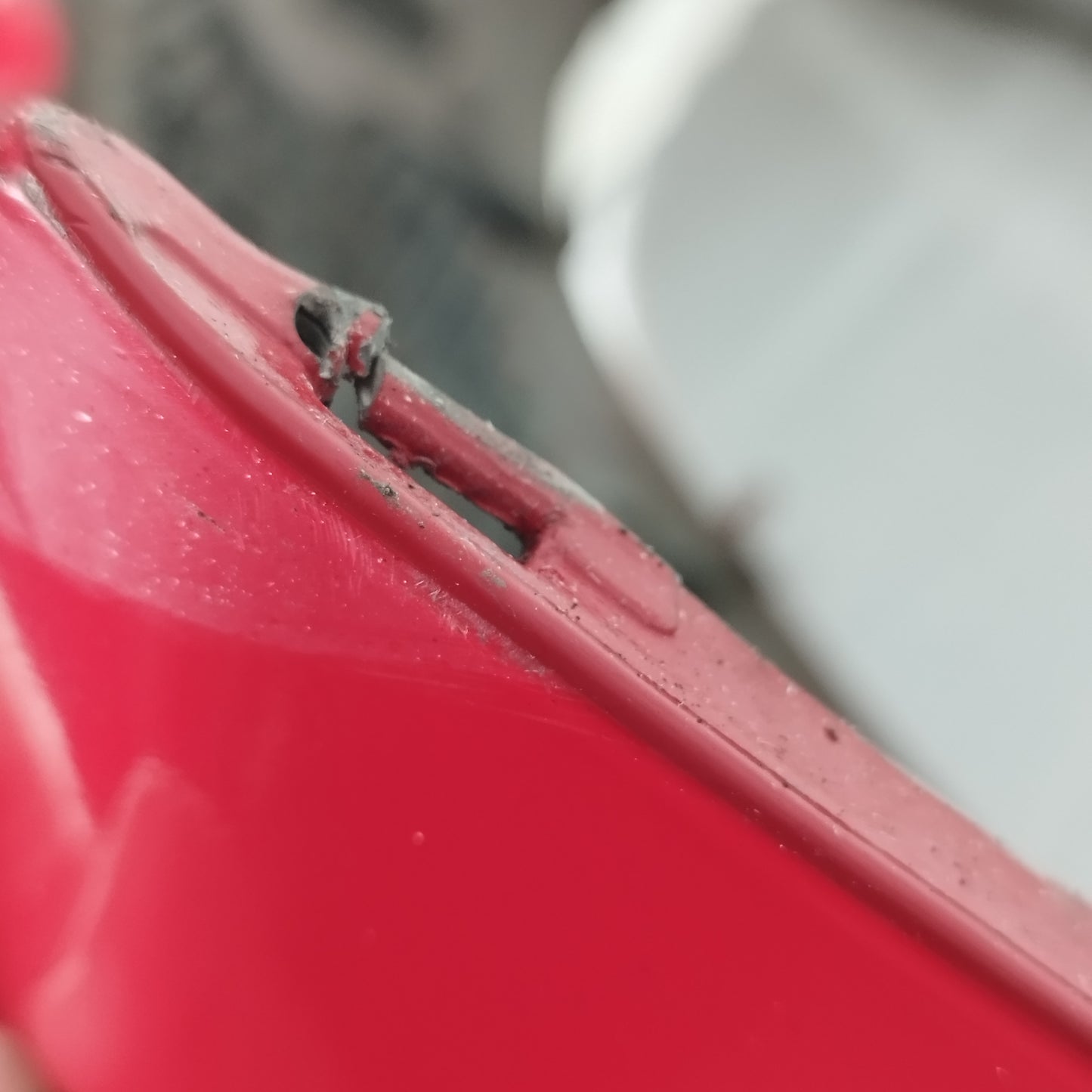 Paraurti anteriore rosso Peugeot 107 2010 ecoAC14499