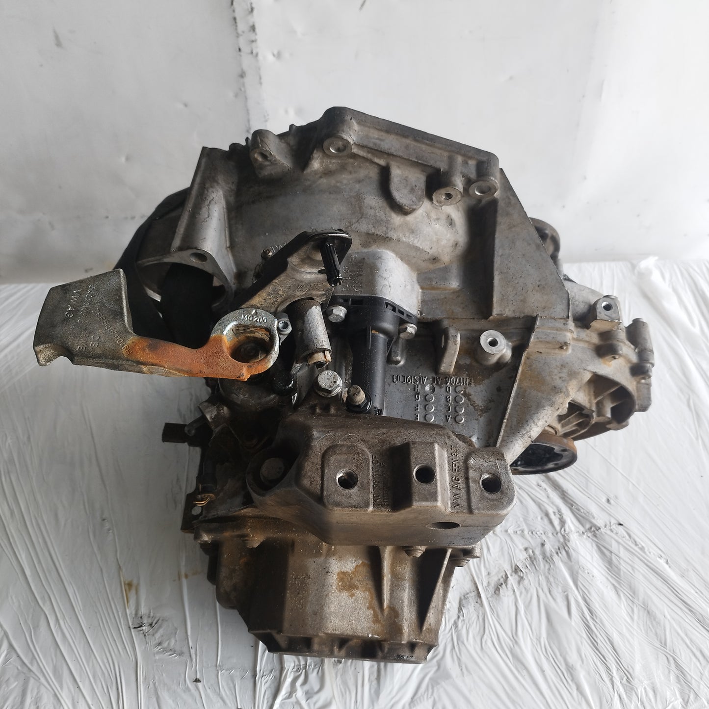 Cambio manuale 6M Volkswagen Caddy 1.9 D 2010 cod: FM6AJ015 ecoAC15902