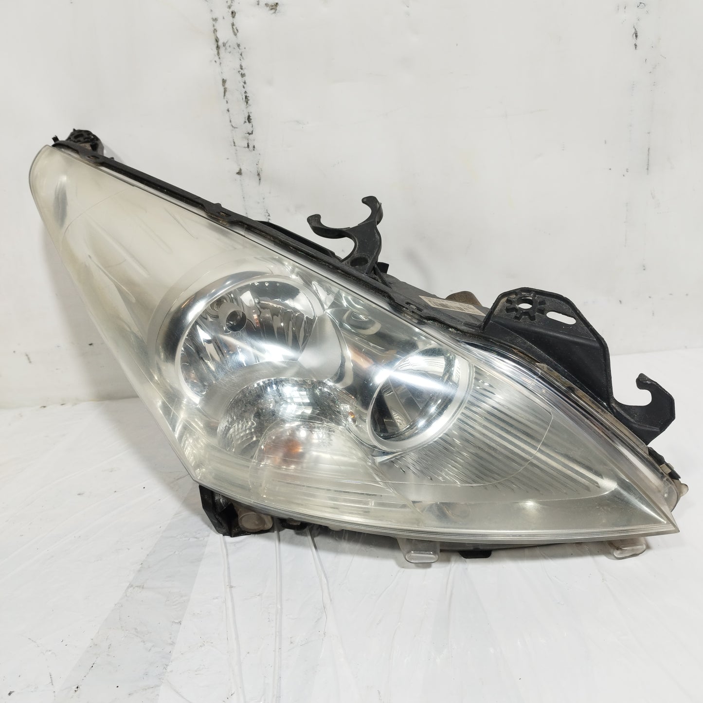 Fanale anteriore dx Peugeot 5008 2013 cod: 9682519080 ecoAC15123