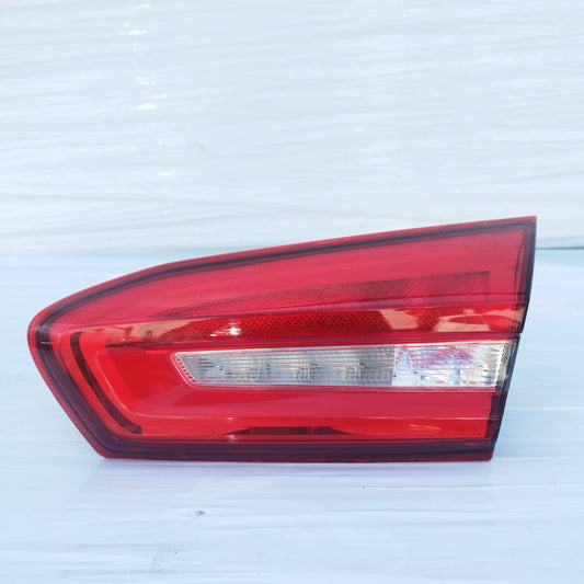 Fanale posteriore interno dx a Led Ford Focus 2020 cod: JX7B-13A602-CC ecoDM095