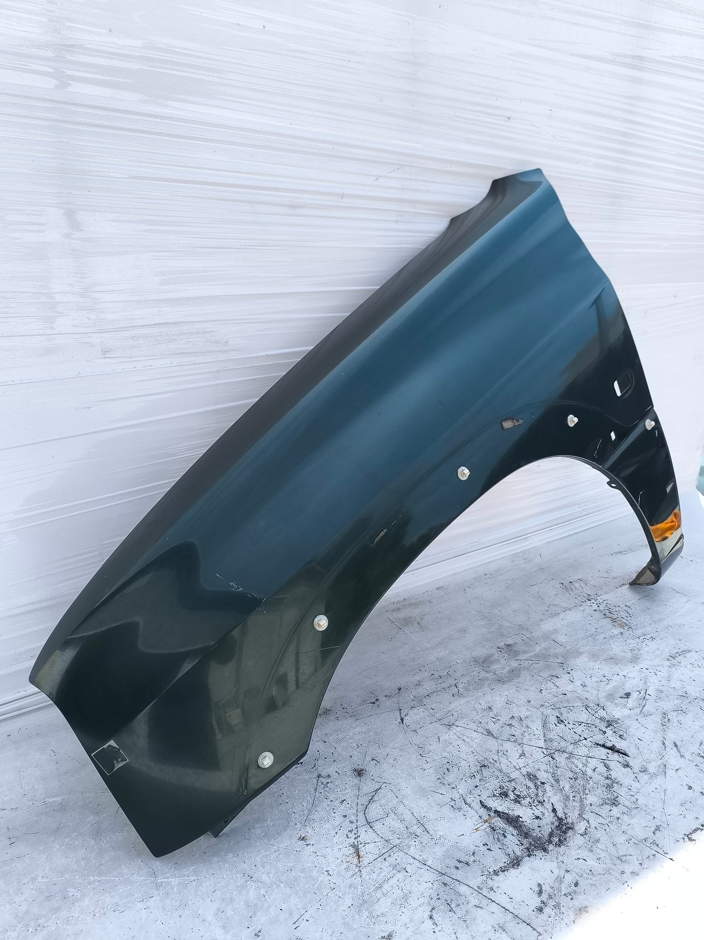 Parafango sx Suzuki Grand Vitara anno 1999-2005 verde ecoAG8215
