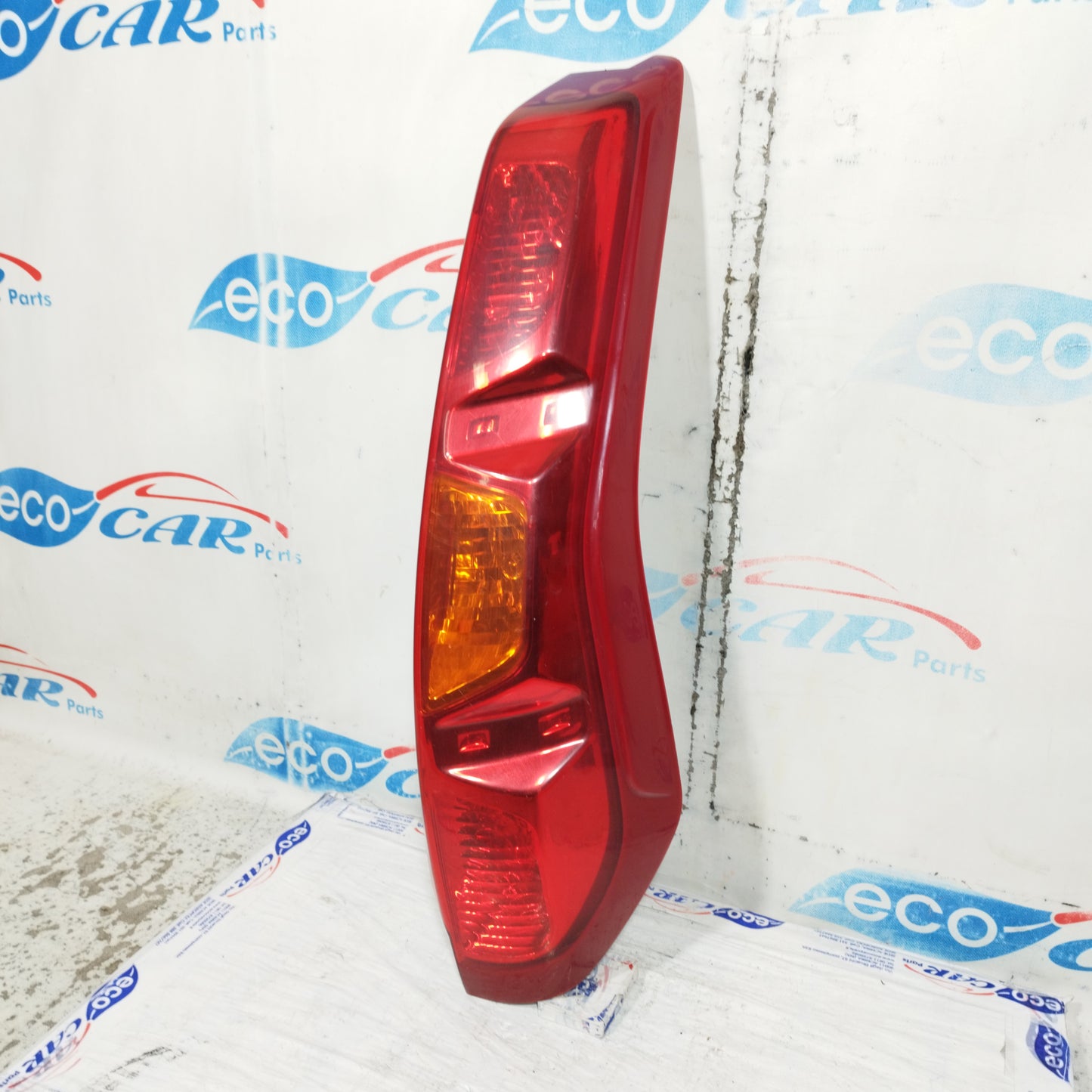 Nissan X-trail 2008 ecoAC10945 right rear light
