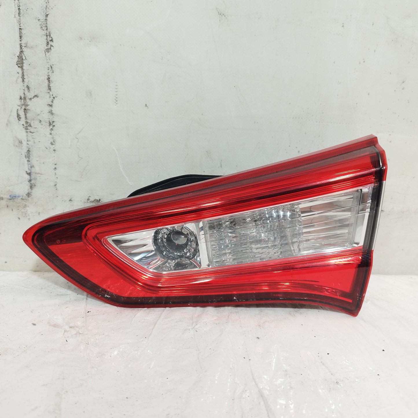 Fanale posteriore interno dx Toyota Yaris III (XP130) 2017-2020 Restyling ecoAC16597