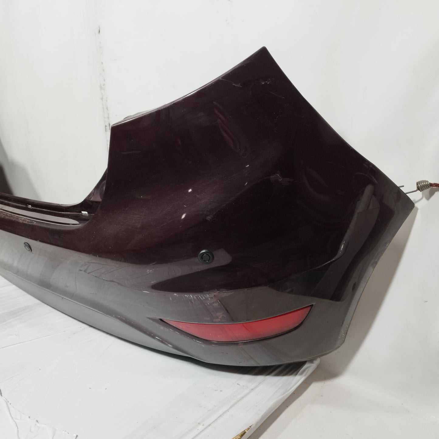 Paraurti posteriore bordeaux Ford Fiesta 2010 ecoAC14913
