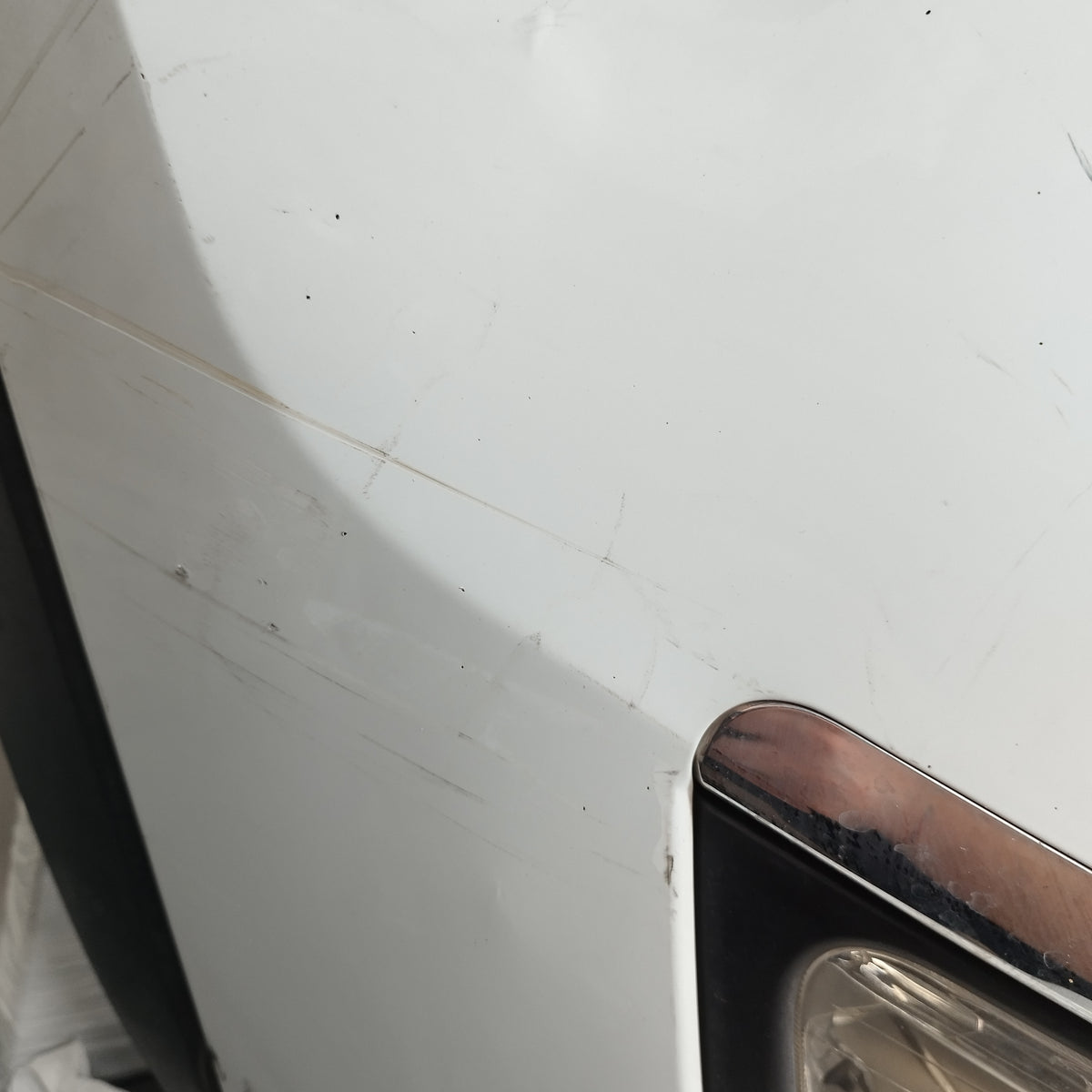 Paraurti anteriore bianco Kia Sportage III (SL) 2010-2013 ecoAC17309