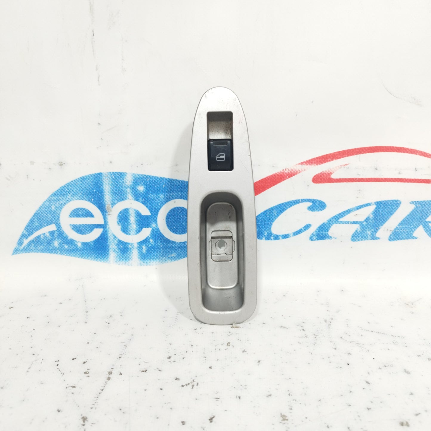 Pulsantiera posteriore sx DR1 2010 Cod: S18-3746150 ecoAC8601