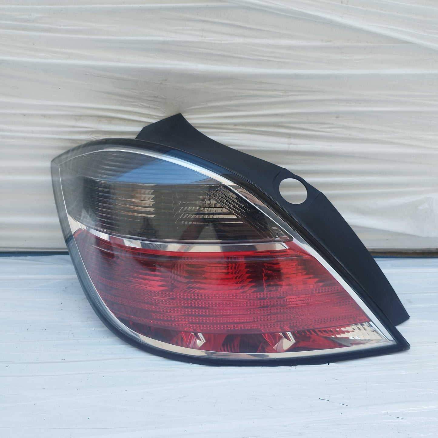 Fanale posteriore sx Opel Astra H 3 porte 2007 cod: 00505679 ecoDM220