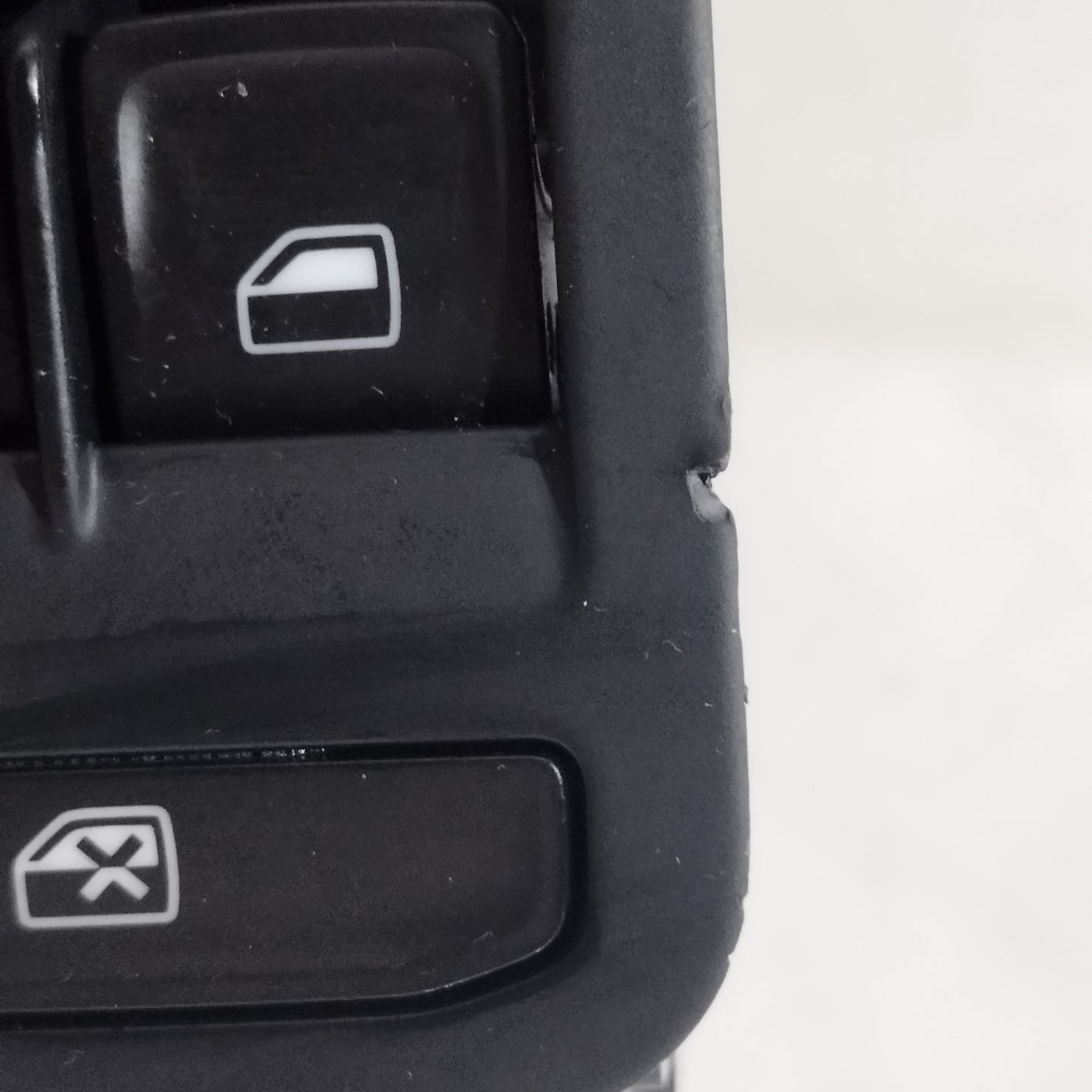 Pulsantiera alzacristalli anteriore sx Volkswagen Golf VII (SG) 2013-2017 cod: 5G0959858B ecoAC16473