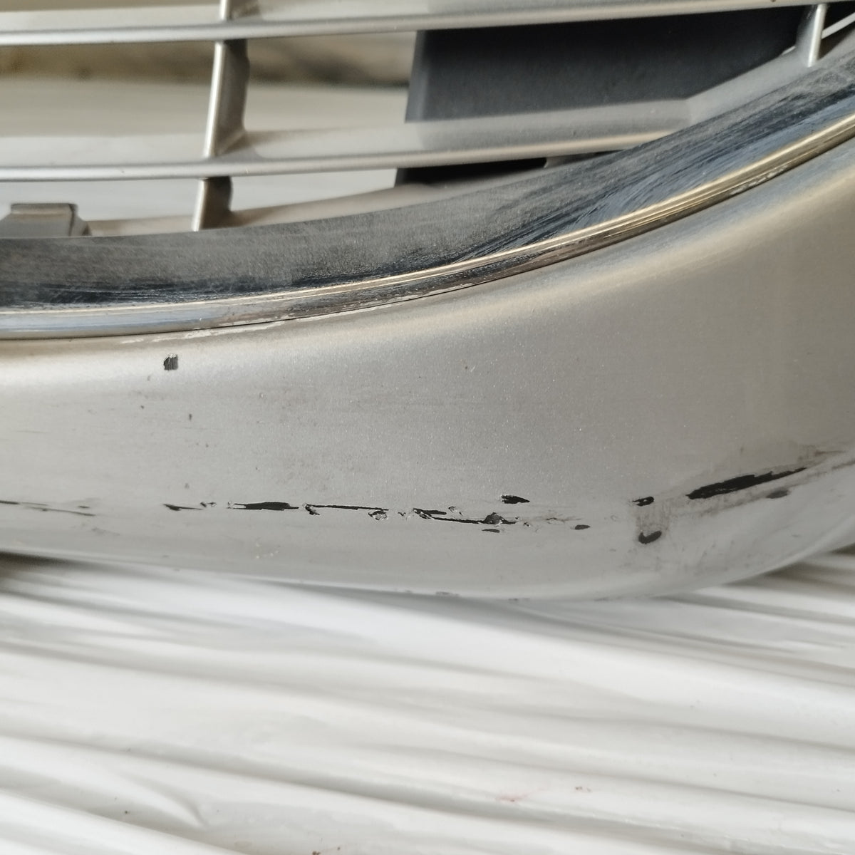 Paraurti anteriore grigio Peugeot 308 2009 ecoAC17606
