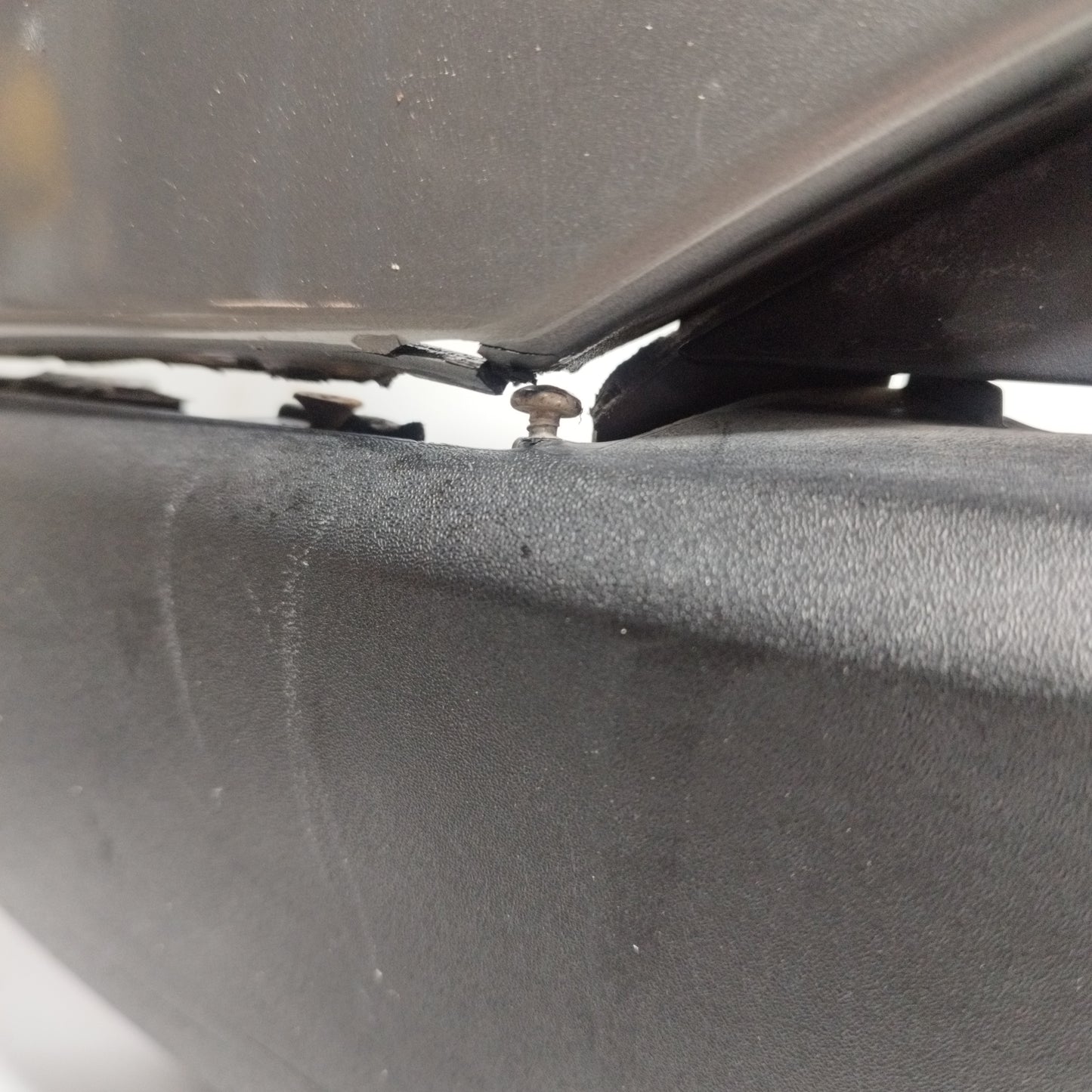 Dunkelgraue Heckstoßstange Lancia Delta 2012 ecoAC11032