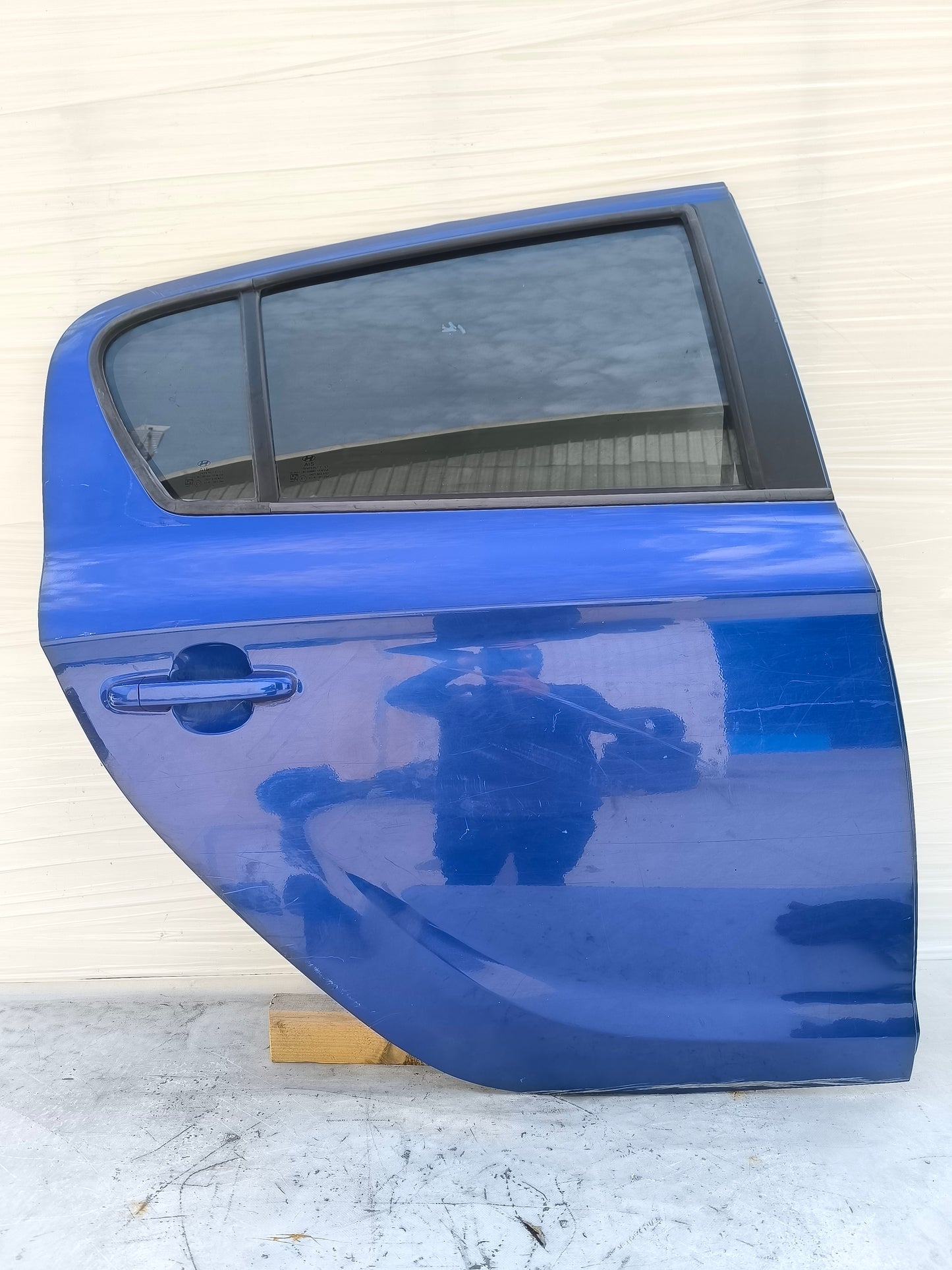 Sportello blu posteriore dx Hyundai I20 I serie 2008-2014 ecoAG8010