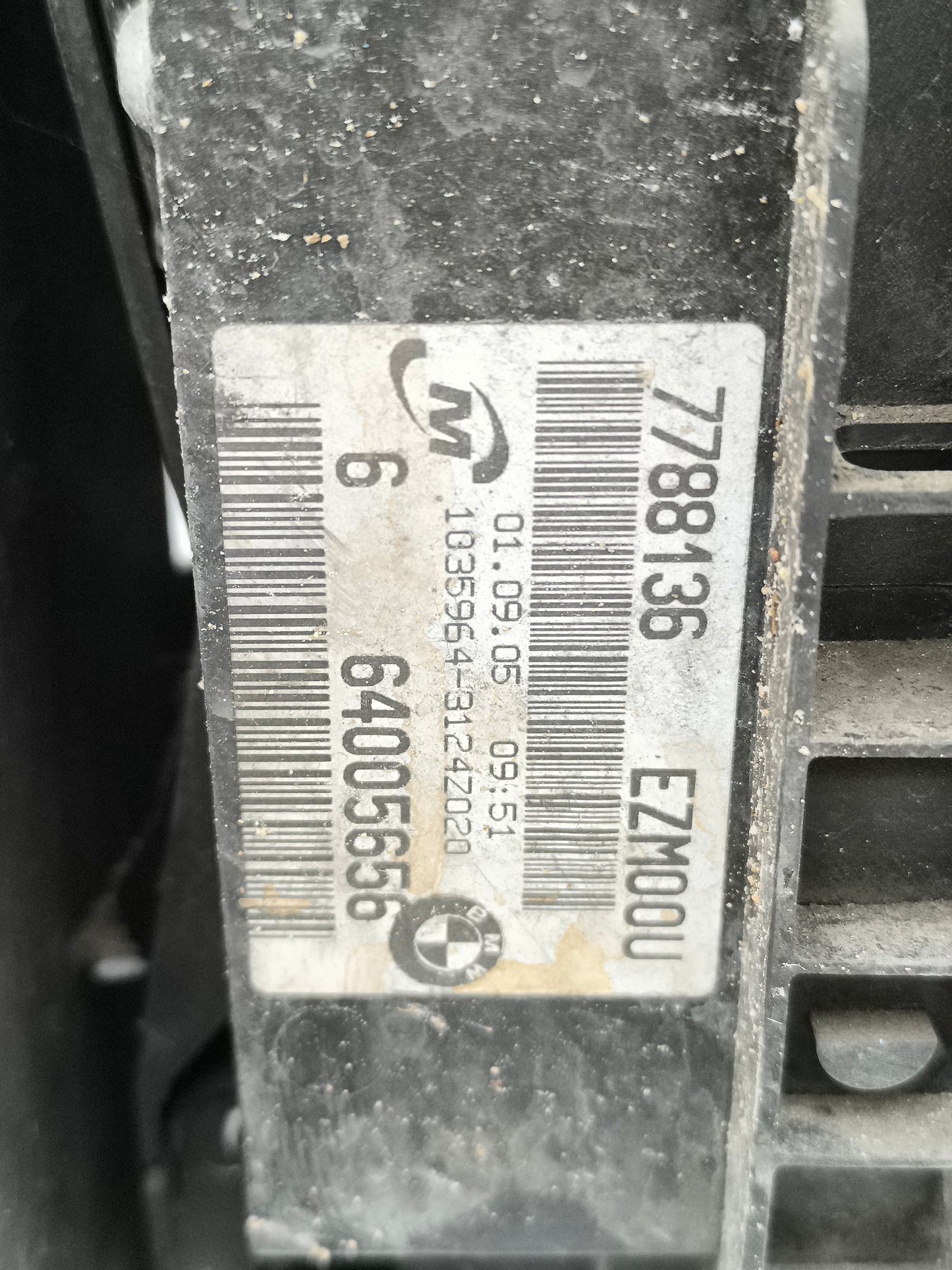 Complete radiator grille BMW X3 2.0 D 16v 2005 code: 7788136 ecoAG6590