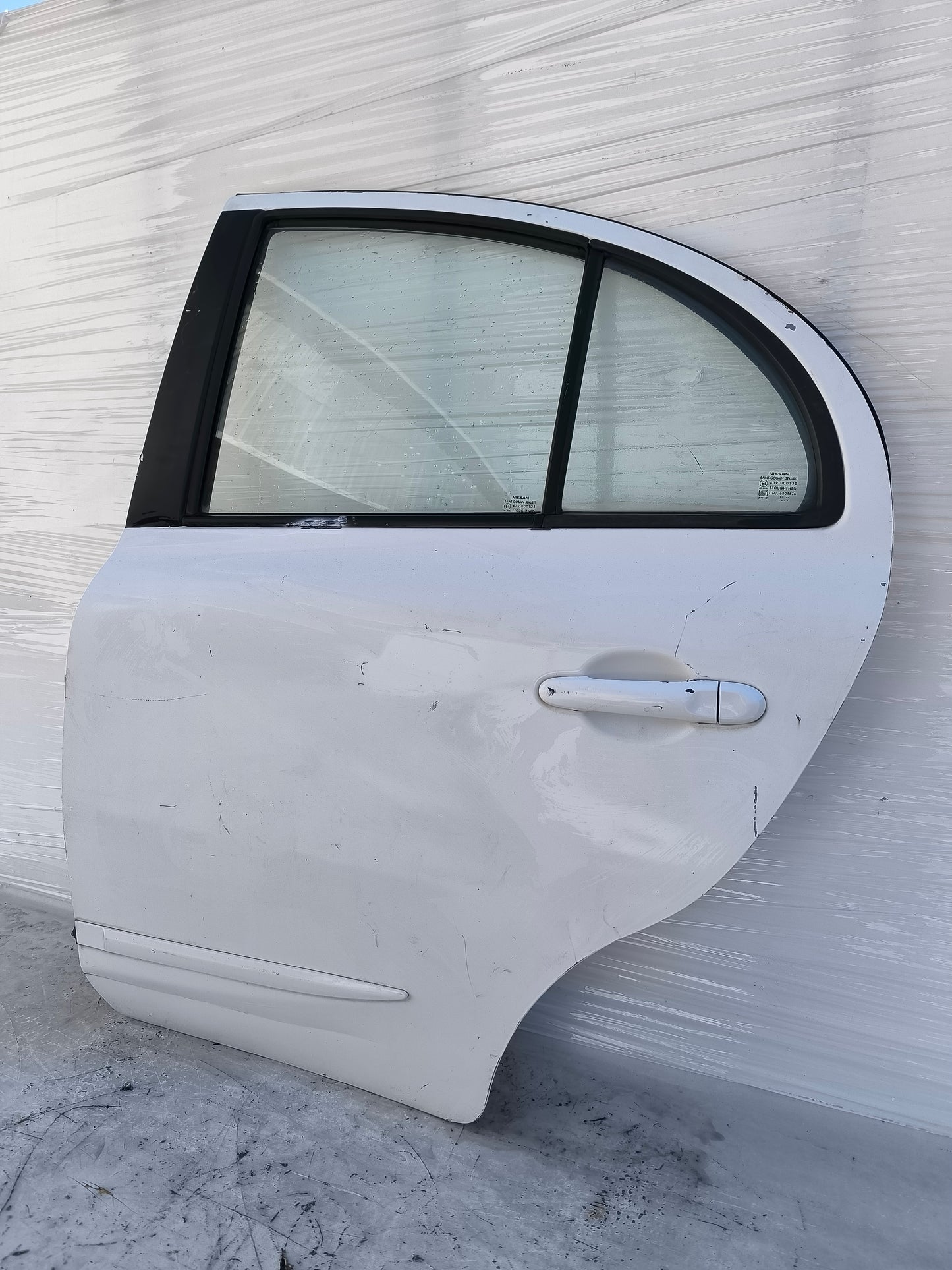 Sportello bianco posteriore sx Nissan Micra k13 2010-2013 ecoAG8035