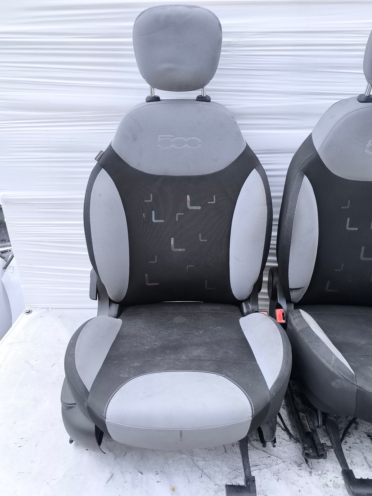 Sedili anteriori Fiat 500L (330) 2012-2022 ecoAG8457