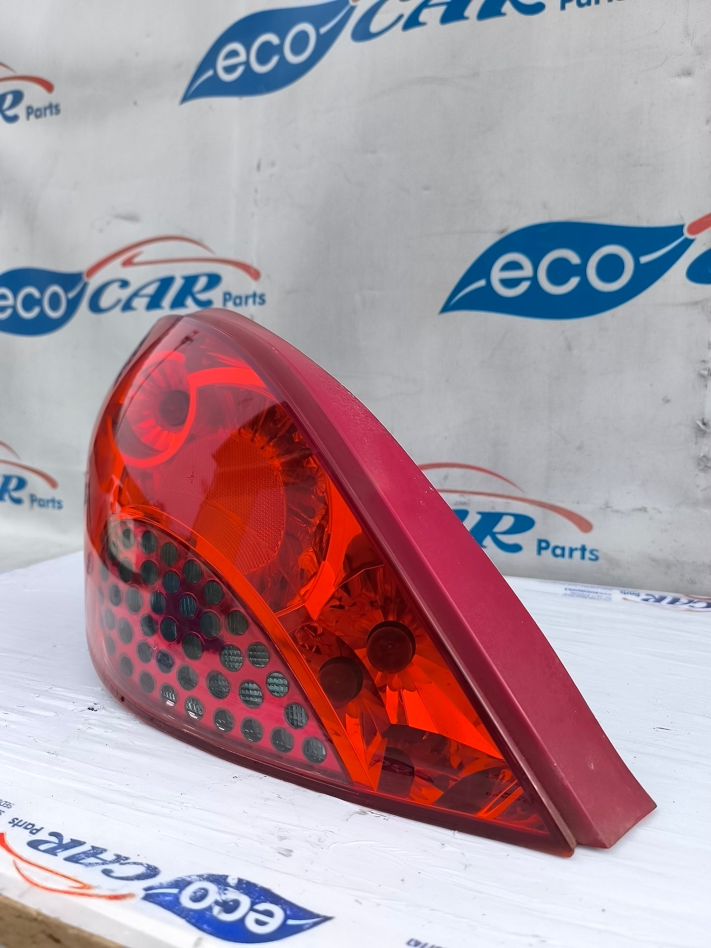 Peugeot 207 ecoAG5780 linke Rückleuchte