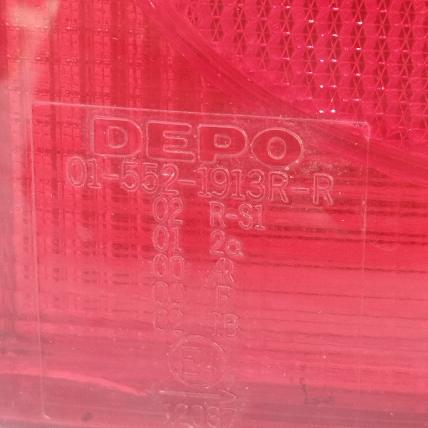 Fanale posteriore dx Citroen Xsara Picasso (N68) 1999-2004 DEPO cod: 01-552-1913R-R ecoDM440
