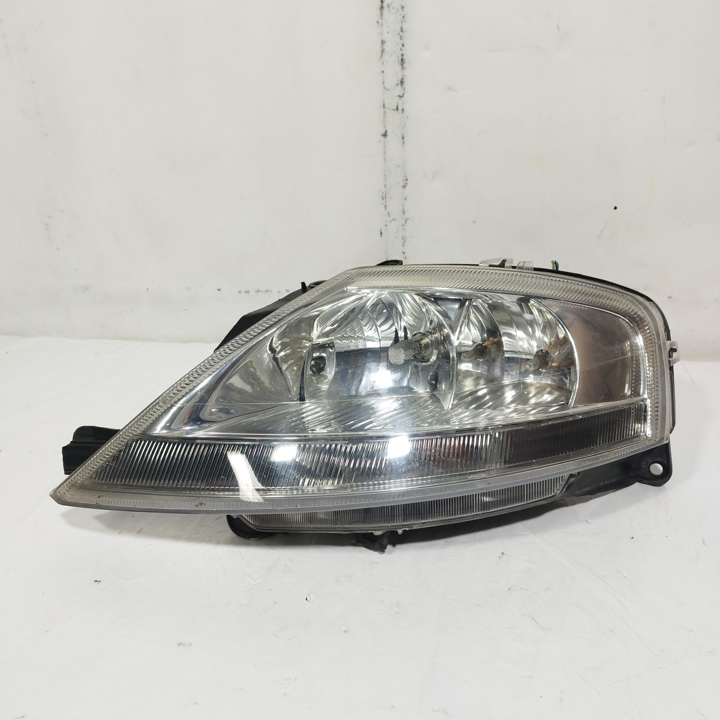 Fanale anteriore sx Citroen C3 I Serie 2002-2008 DEPO cod: 08-552-1117L ecoAC14988