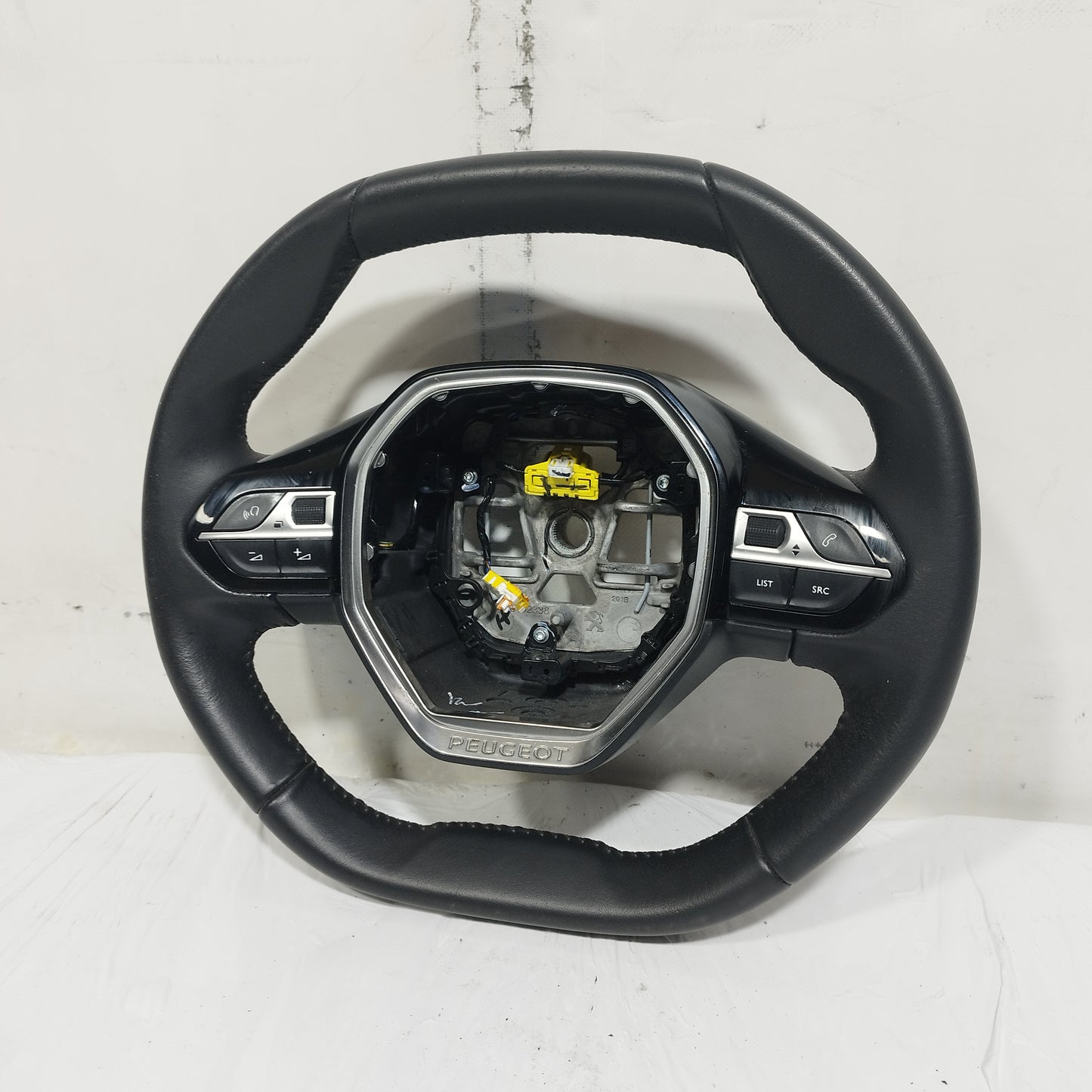 Volante Peugeot 2008 II (P24) 2019-2024 cod: 98255044zd ecoAC15625