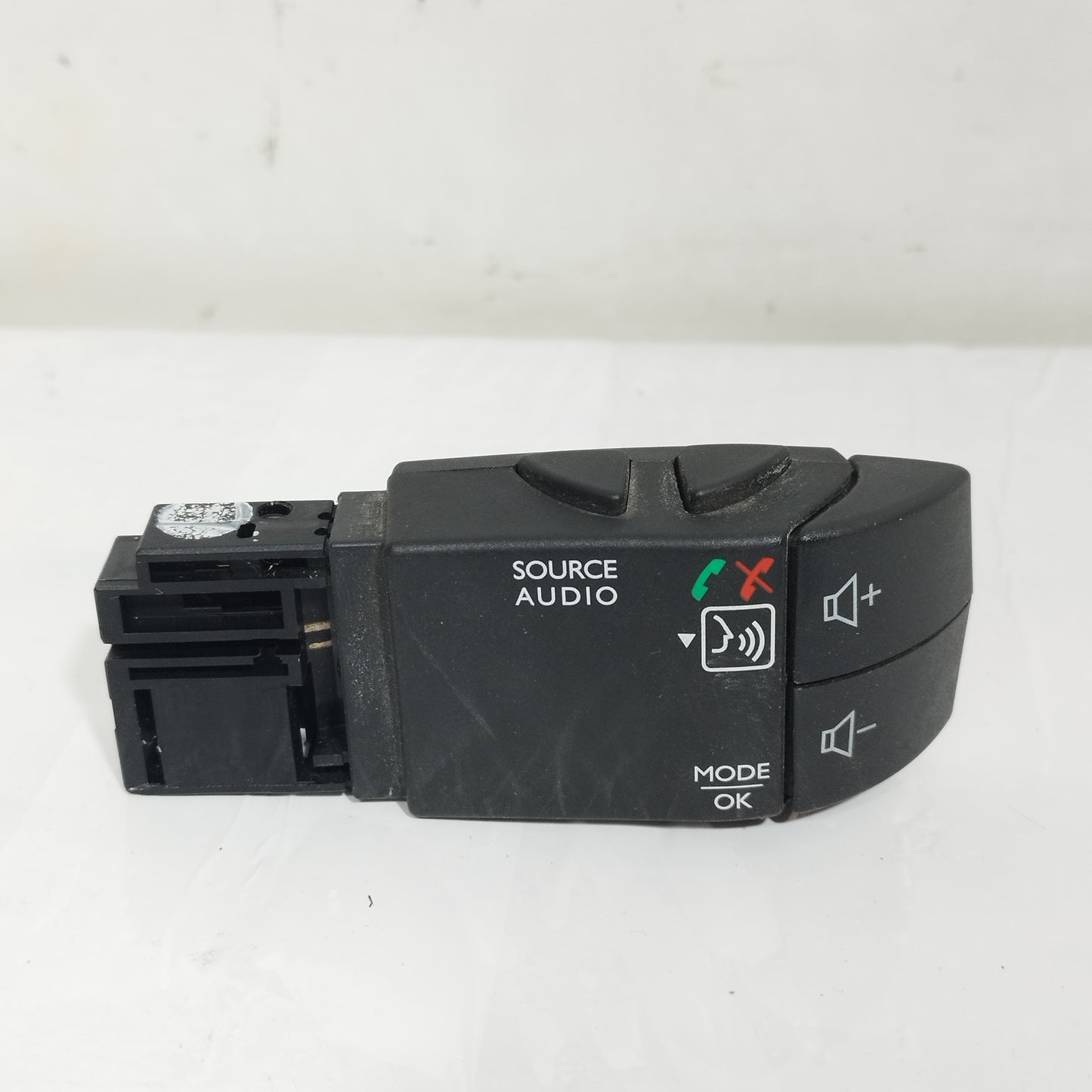 Leva comandi al volante Dacia Sandero II (B52) 2012-2020 ecoAC15298