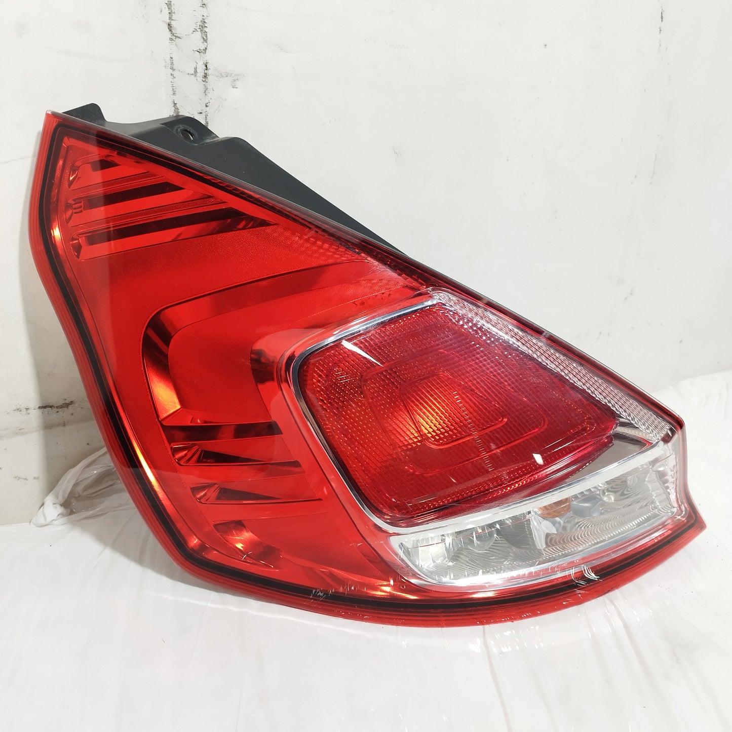 Fanale posteriore sx Ford Fiesta (MK7) VI 2013-2017 Restyling cod: C1BB-13405-A ecoAC16546