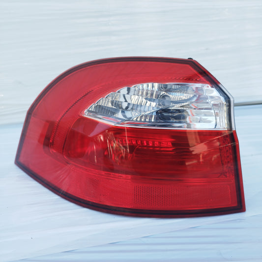 Fanale posteriore sx Kia Rio 2012 cod: 92401-1W2 ecoDM092