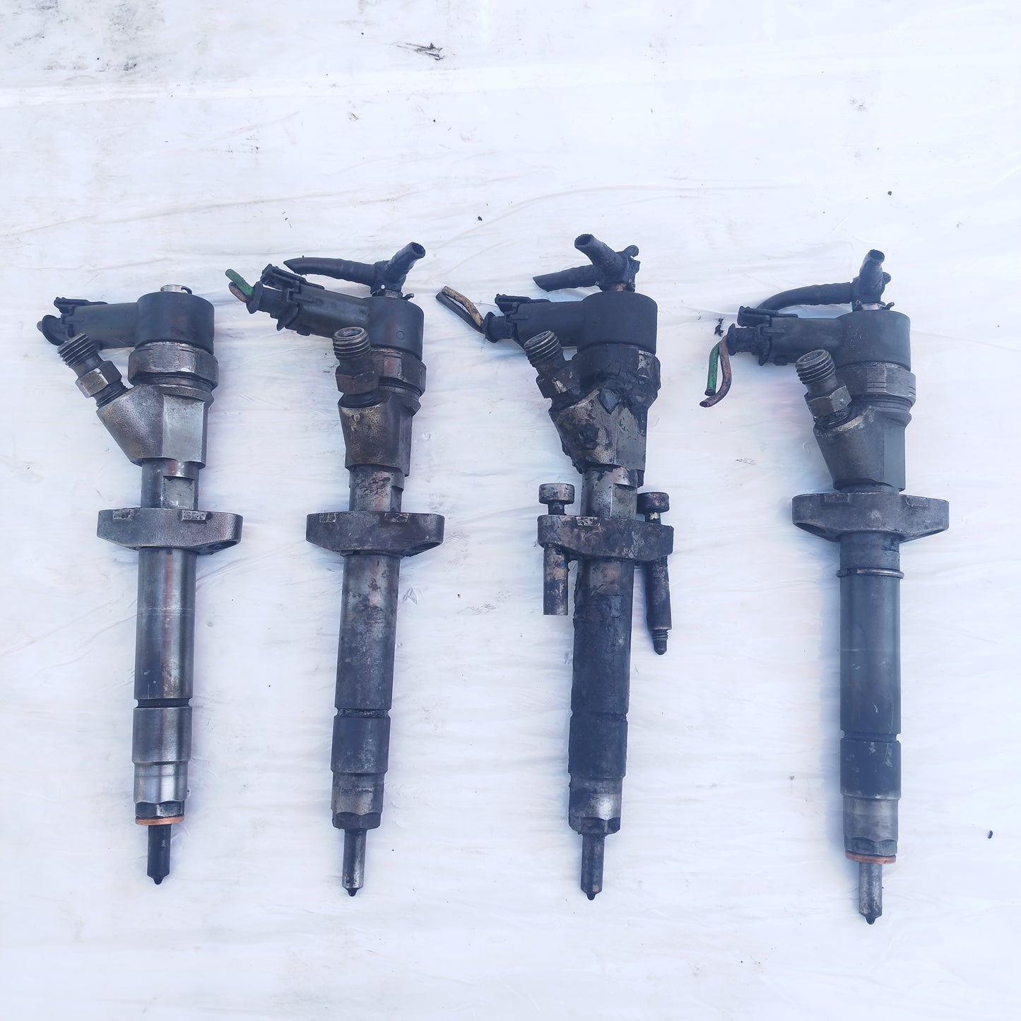 Iniettori Renault Master II 2.5 D 2002-2010 cod: 0445110141 ecoAC16014