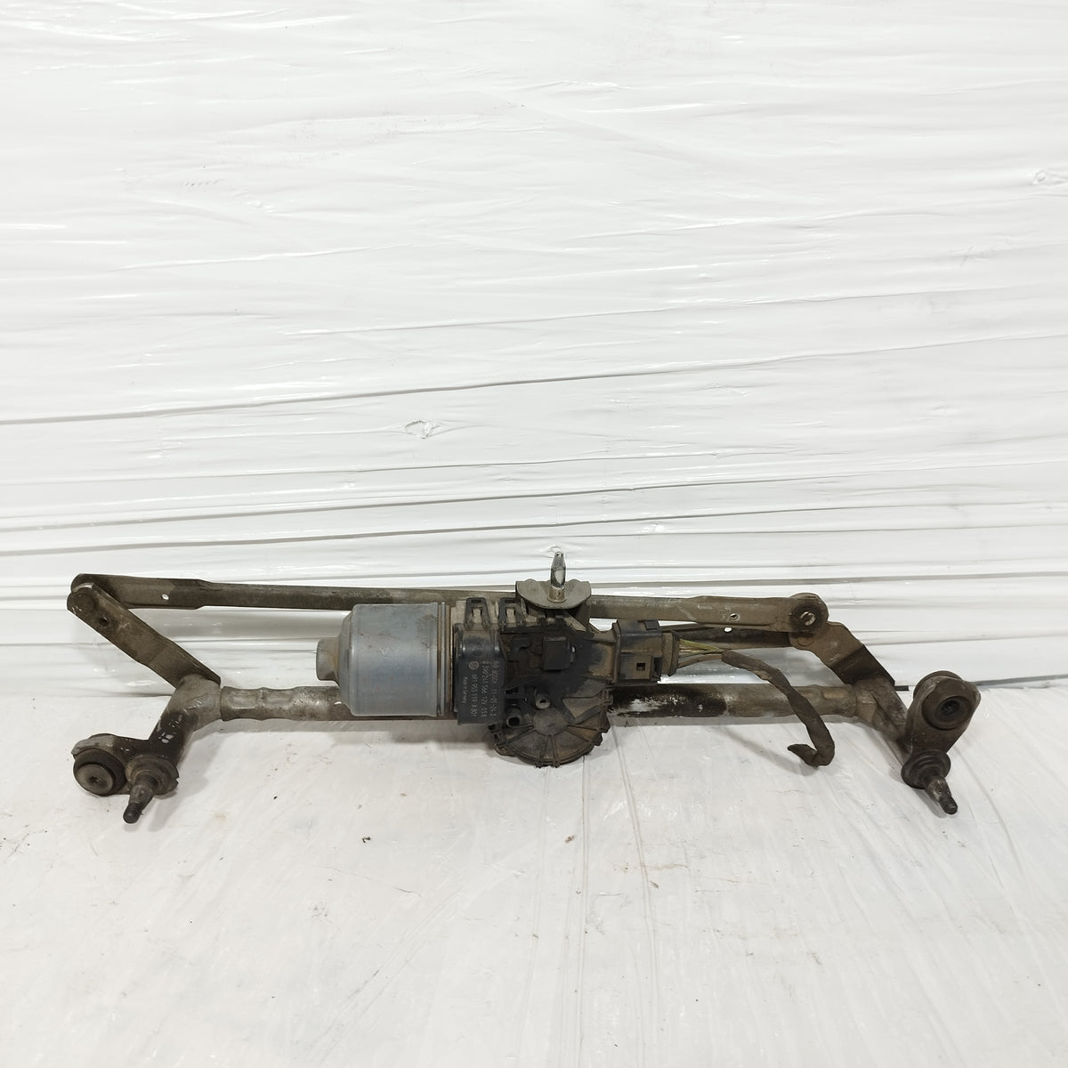 Motorino tergicristalli Volkswagen Polo (6R / 6C) 2009-2017 cod: 0390241566 ecoAC17399