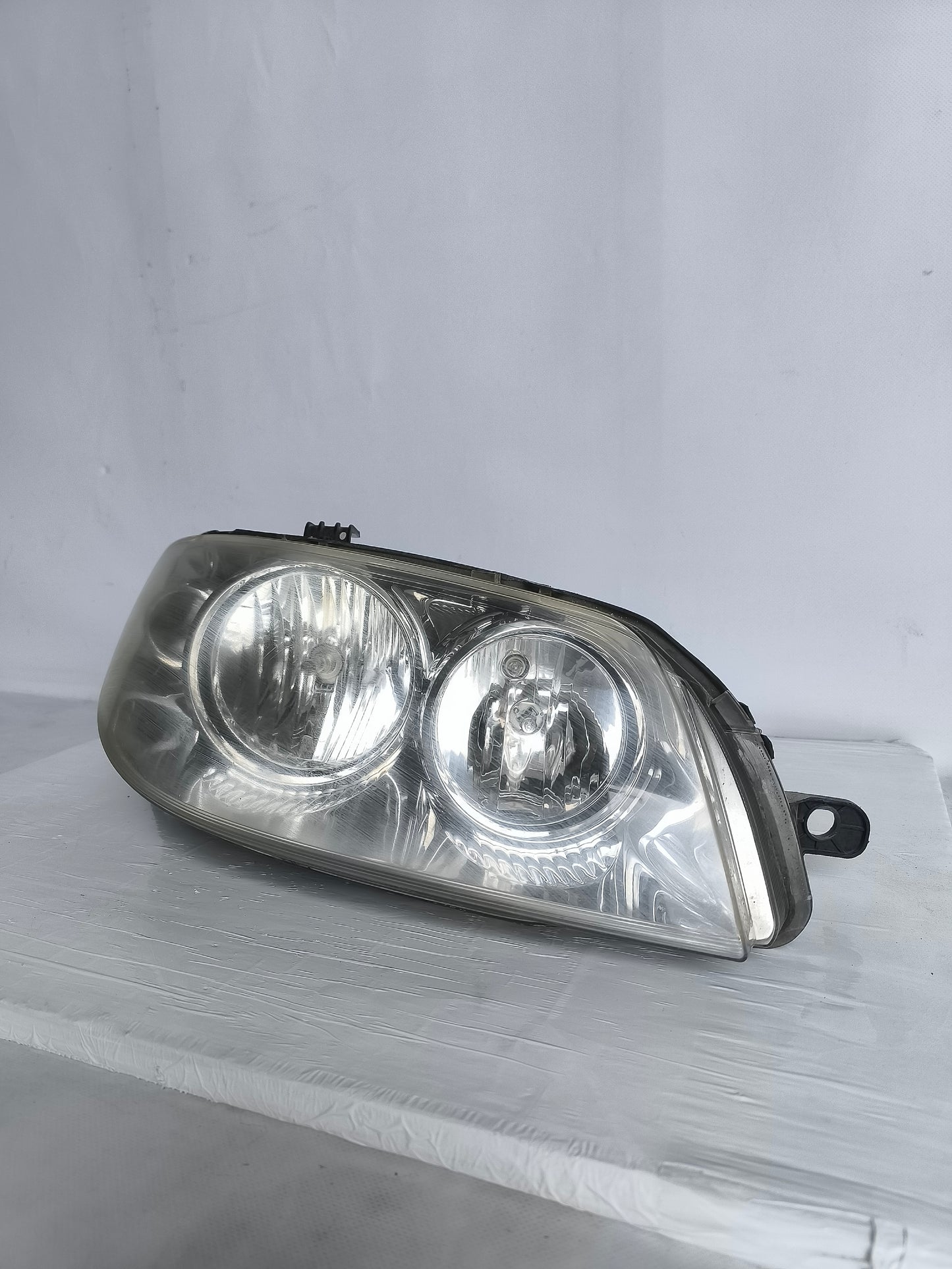 Fanale anteriore DX Fiat Punto anno 2005 ecoAG6752