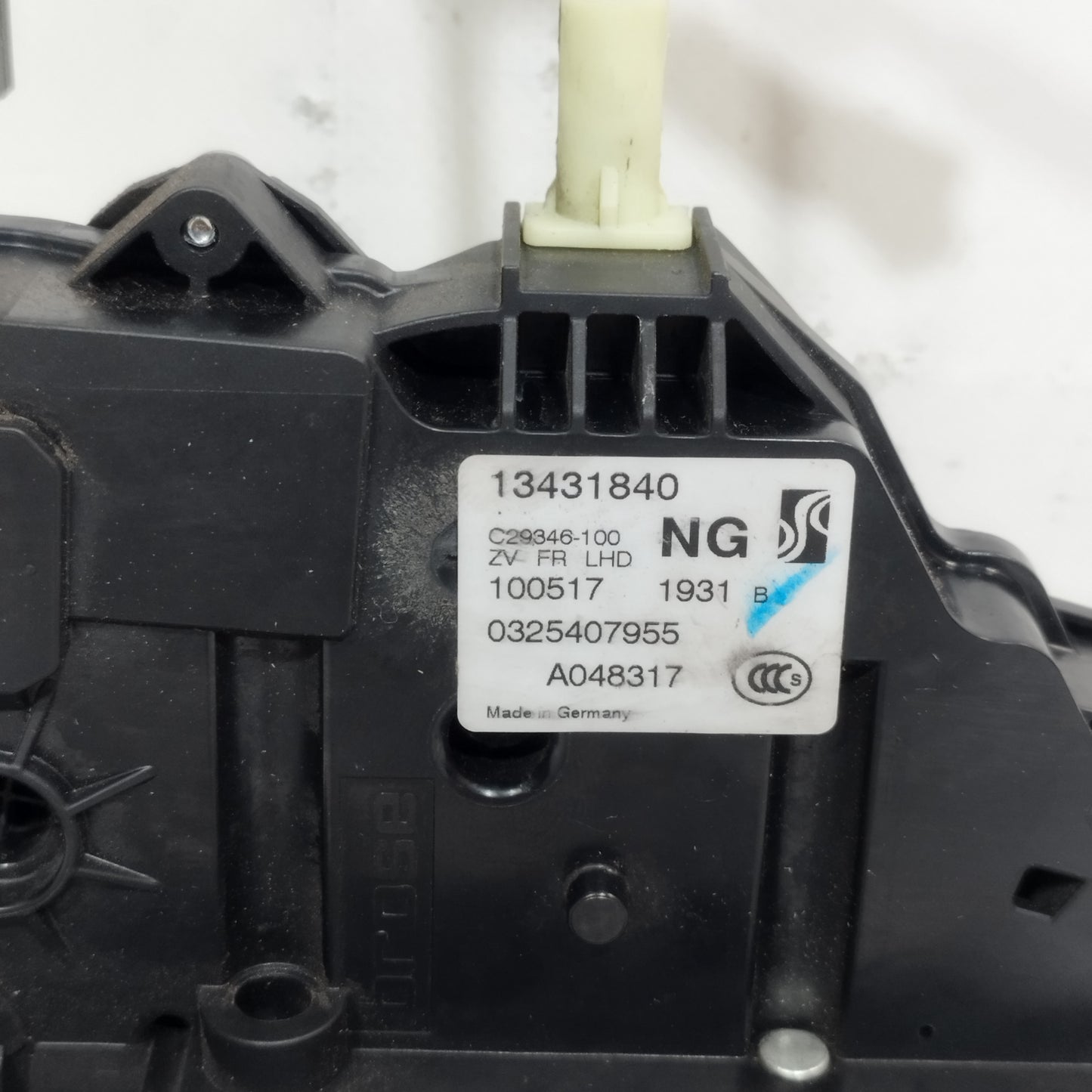 Türschloss vorne rechts Opel Corsa E 2017 Code: 13431840 ecoAC13682